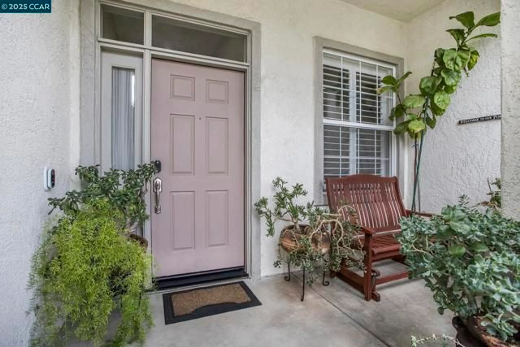 Property Slideshow image 4 of 32 | 451 tayberry ln, Brentwood, CA, 94513