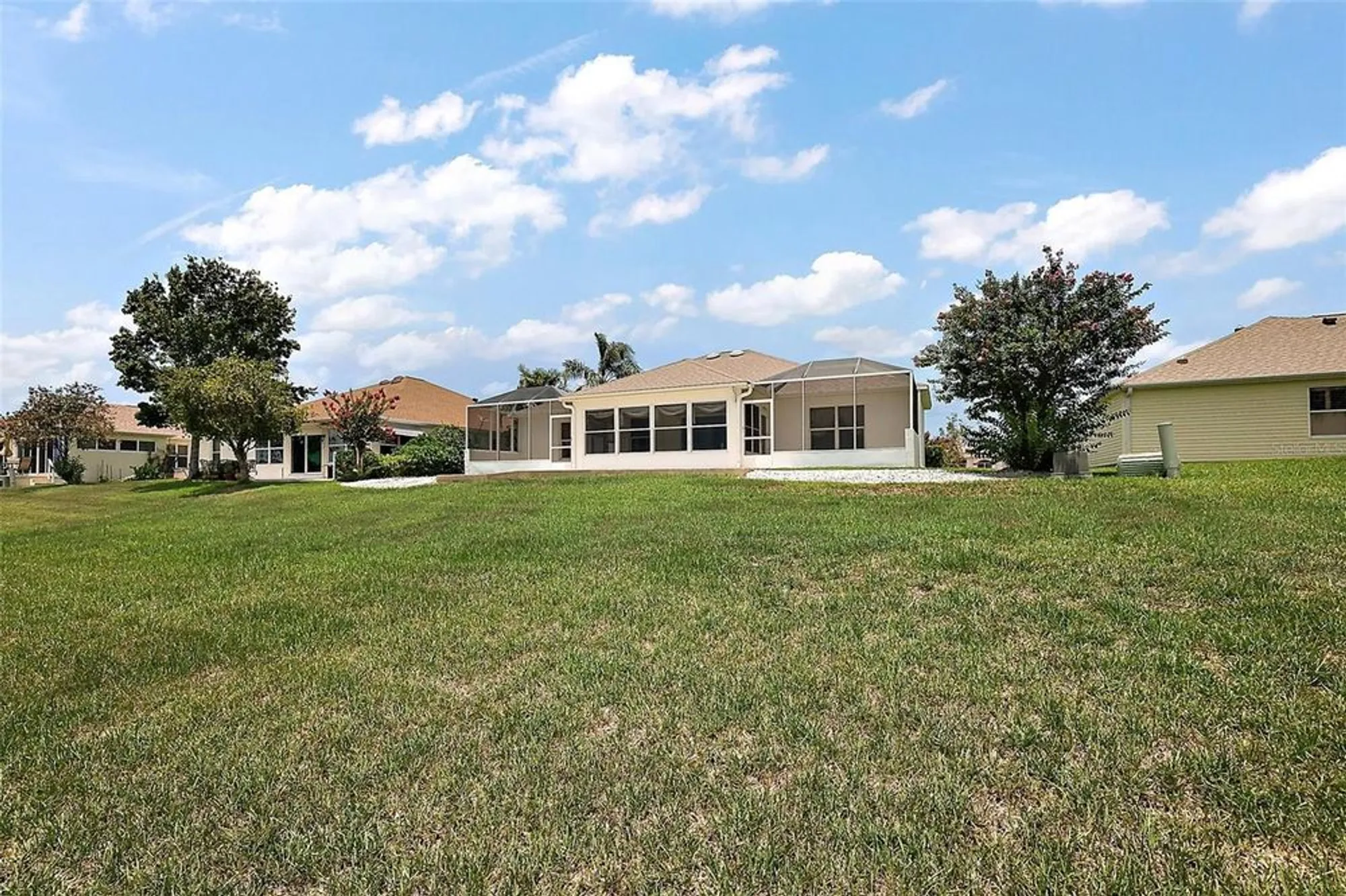 Property Slideshow image 4 of 21 | 2002 enrique dr, The Villages, FL, 32159