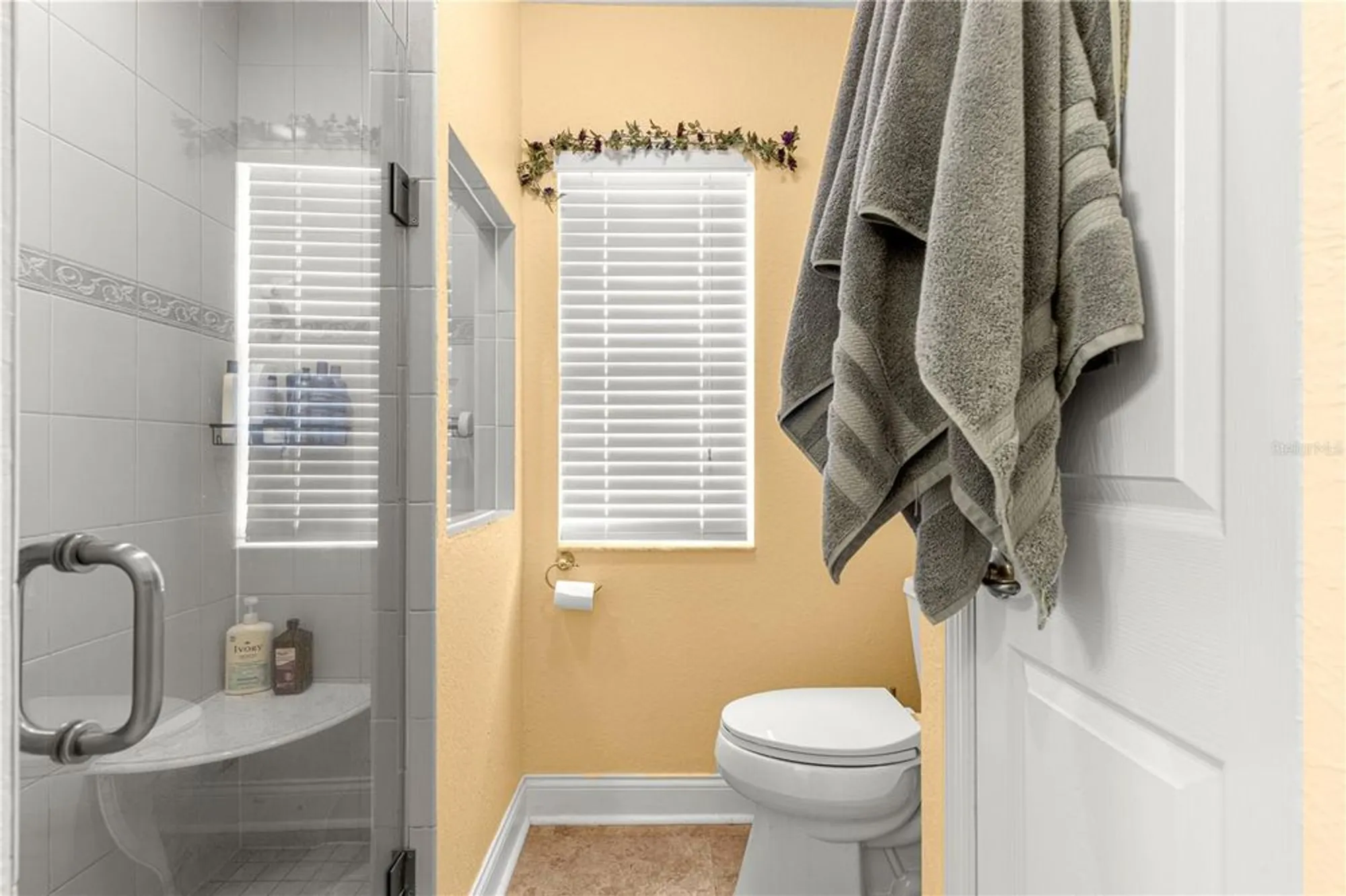 Property Slideshow image 22 of 39 | 12459 se 176th loop, Summerfield, FL, 34491