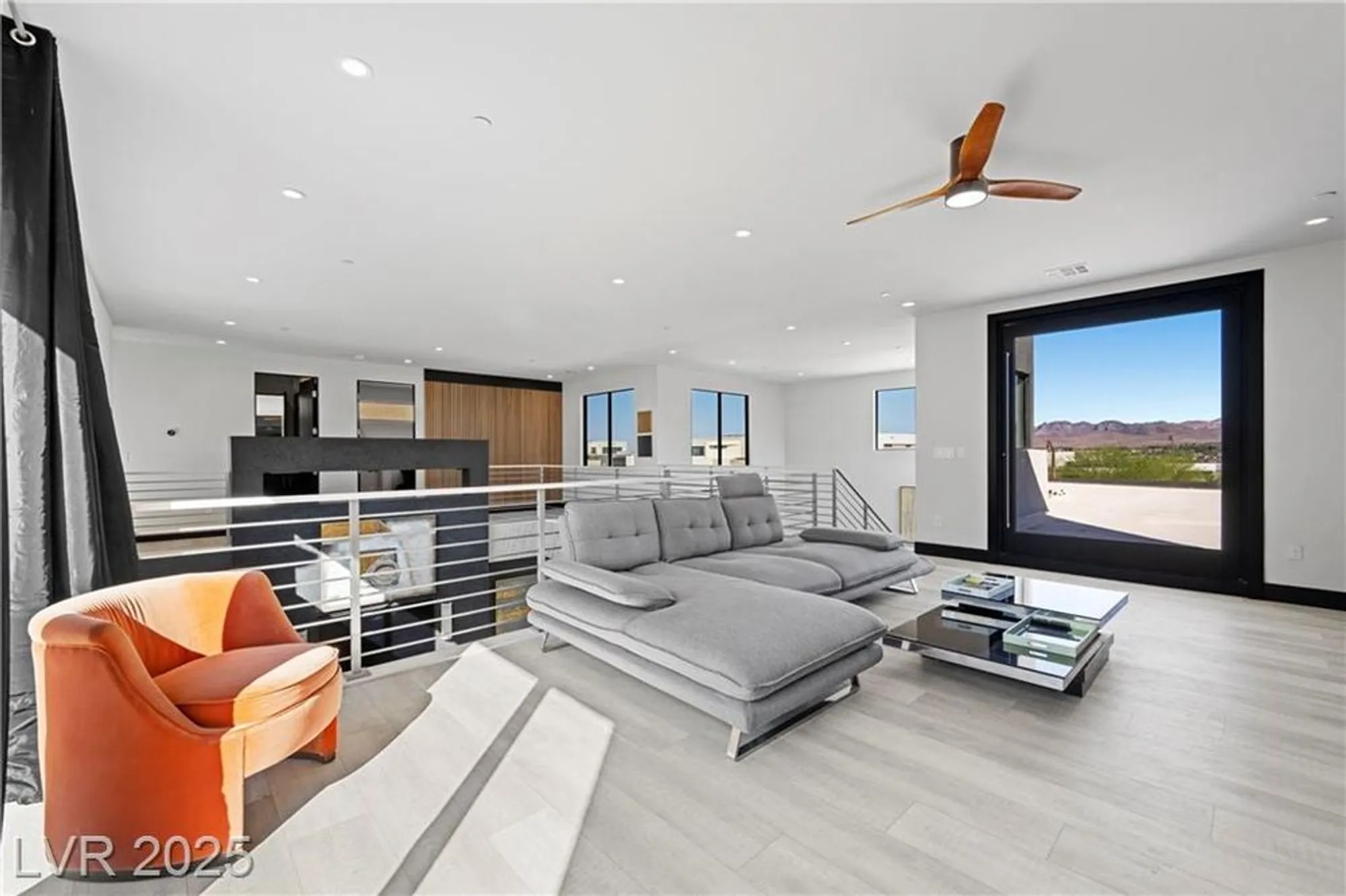 Property Slideshow image 53 of 99 | 5 highland cove ln, Henderson, NV, 89011