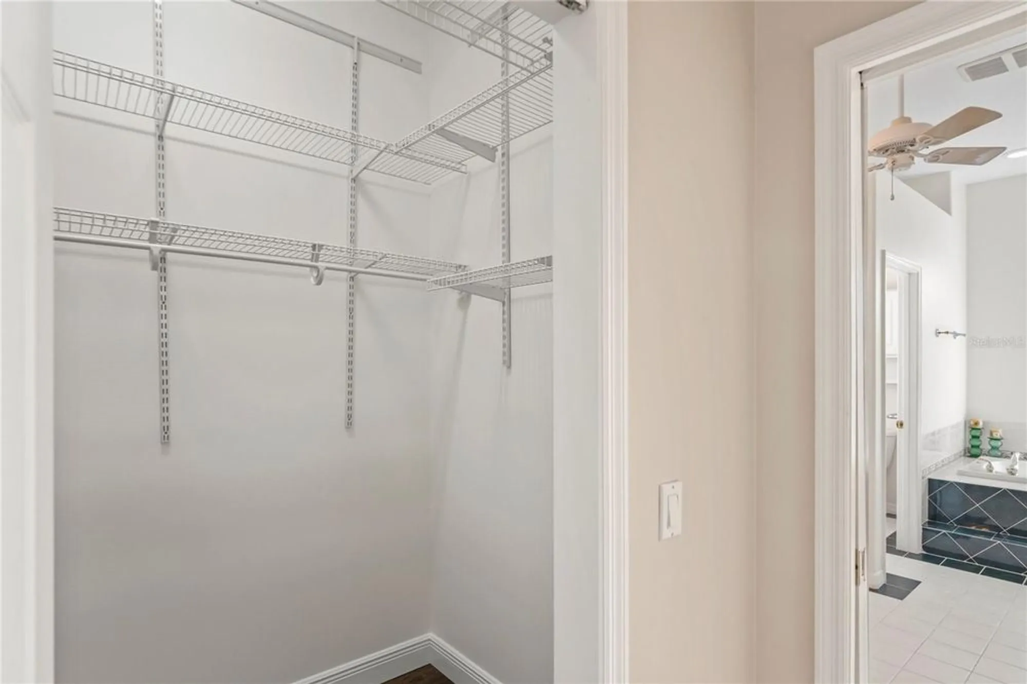 Property Slideshow image 38 of 97 | 9219 grand cypress dr, Weeki Wachee, FL, 34613