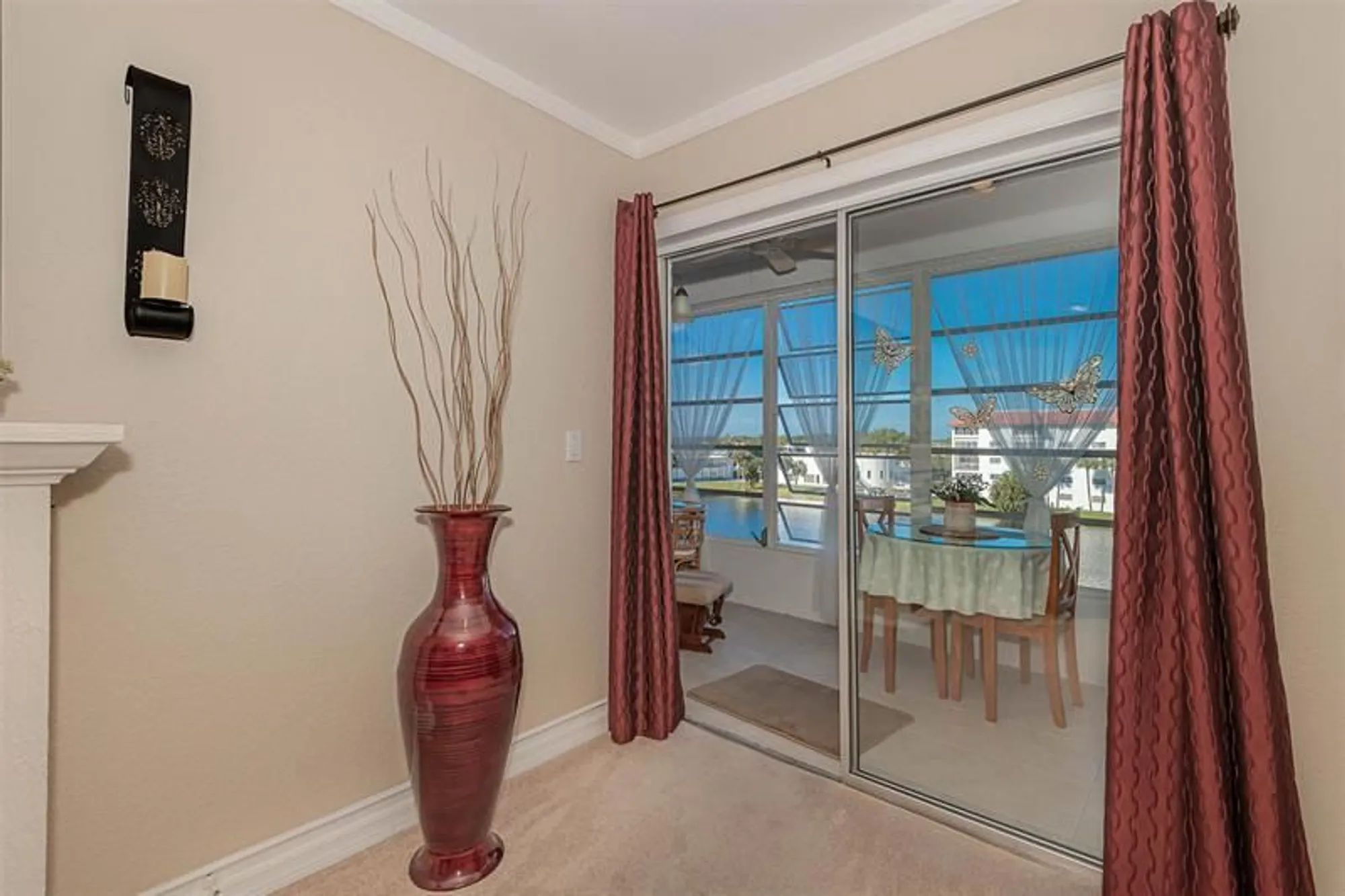 Property Slideshow image 8 of 45 | 4751 nw 21st st 4p, Lauderhill, FL, 33313