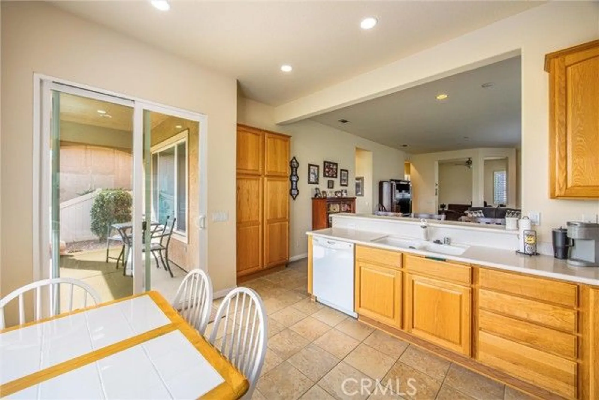 Property Slideshow image 12 of 31 | 10887 katepwa st, Apple Valley, CA, 92308
