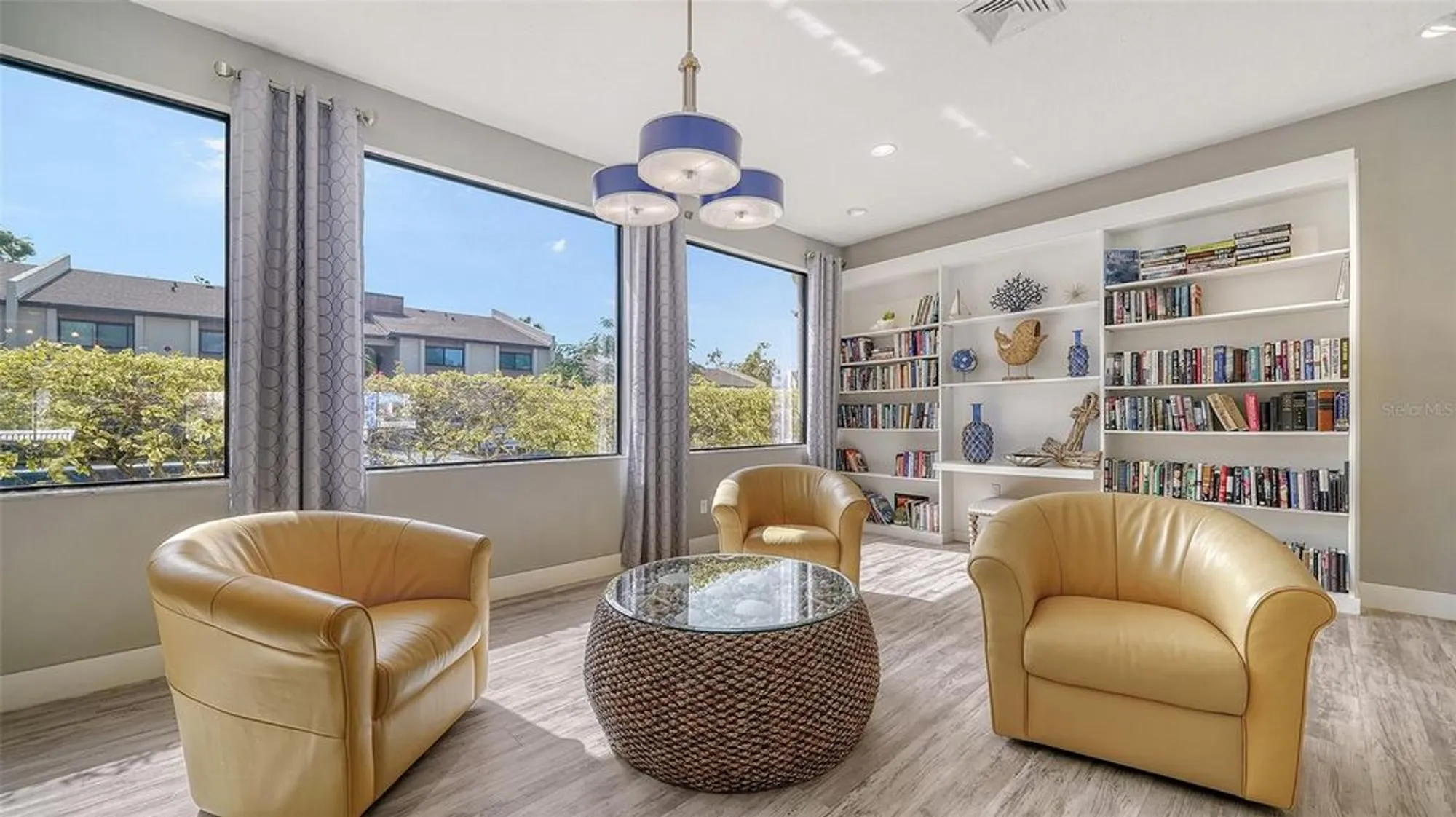 Property Slideshow image 27 of 30 | 2640 clubhouse dr 203, Sarasota, FL, 34232