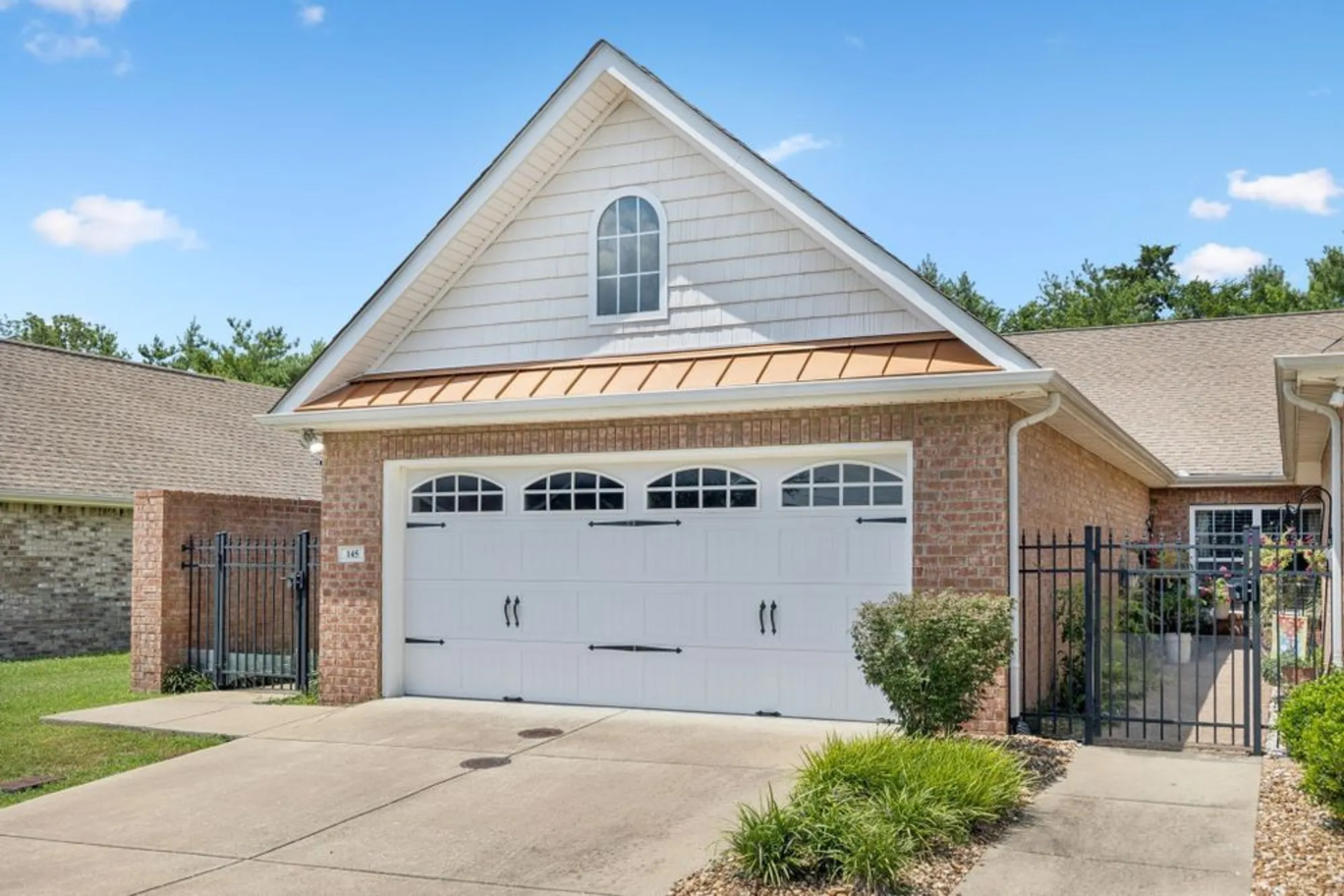 Property Slideshow image 4 of 47 | 145 plymouth dr, Lebanon, TN, 37087