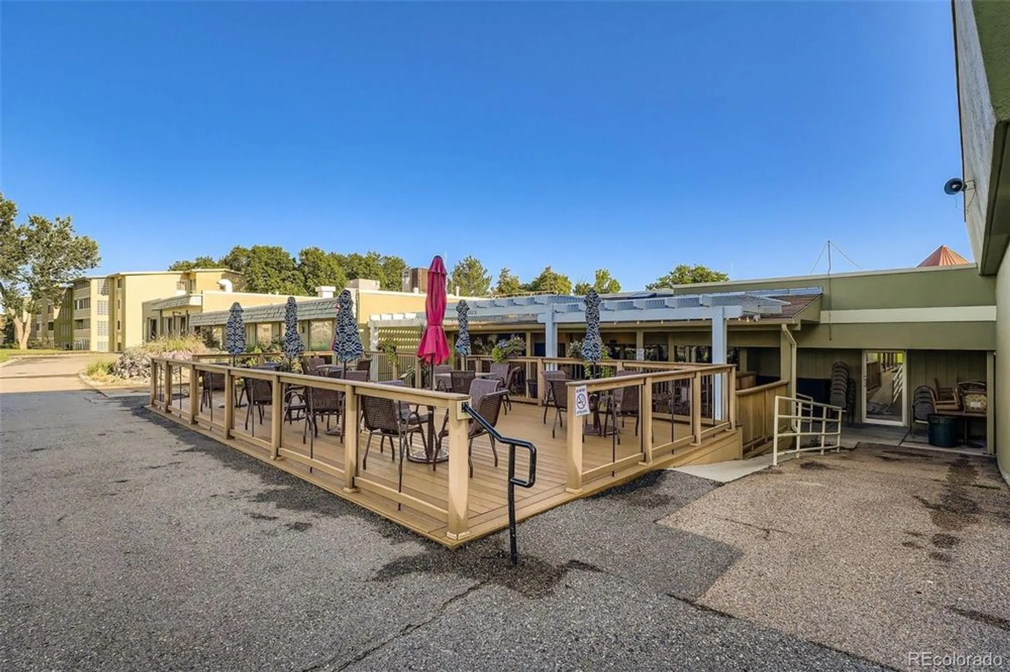 Property Slideshow image 23 of 27 | 495 s dayton st apt 3b, Denver, CO, 80247