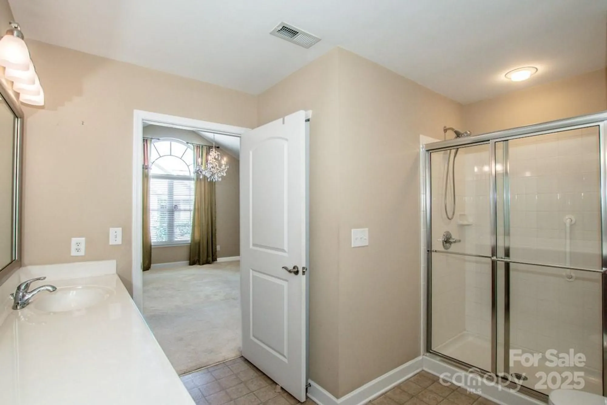 Property Slideshow image 19 of 25 | 4733 polo gate blvd, Charlotte, NC, 28216