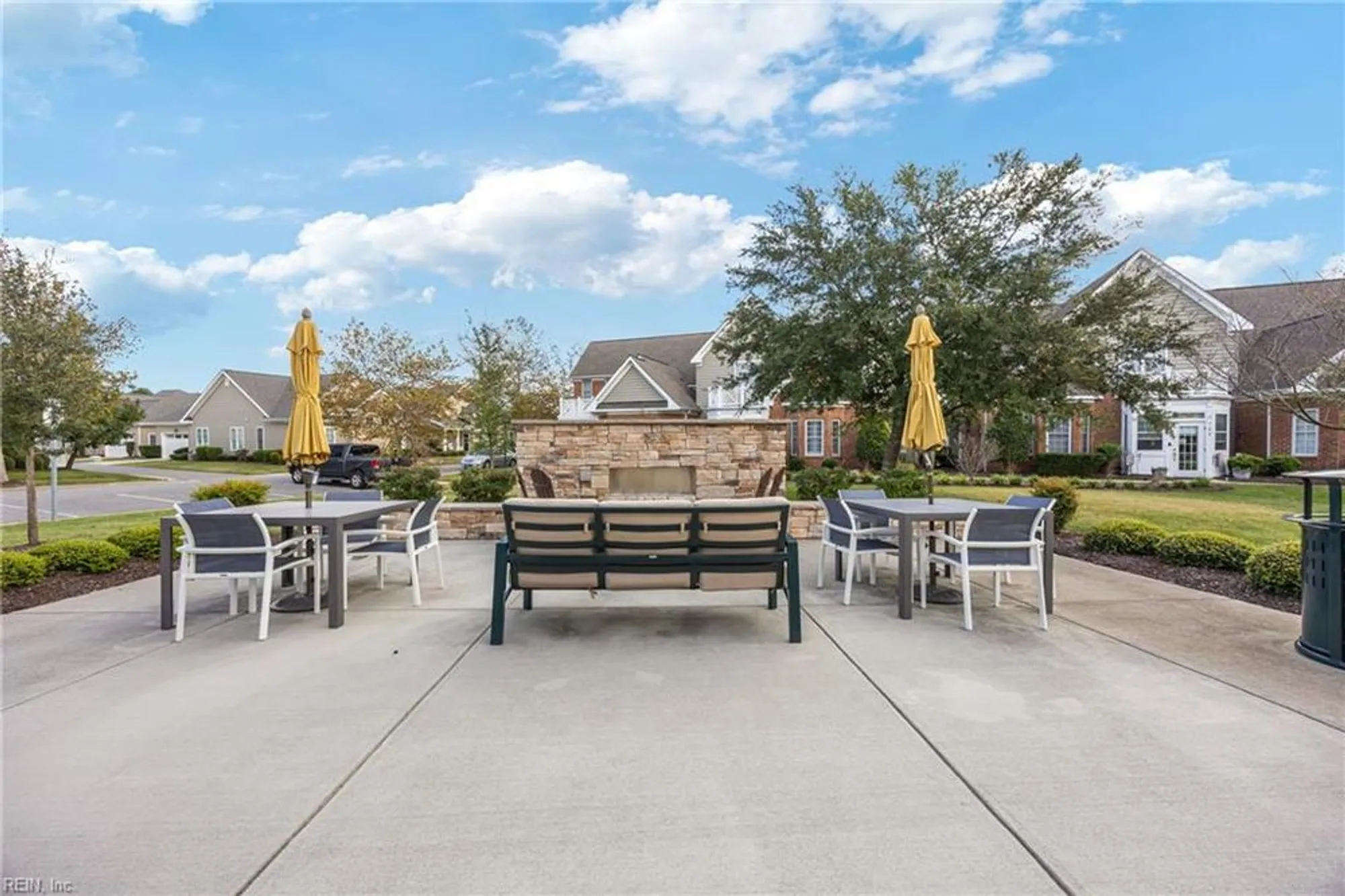 Property Slideshow image 32 of 39 | 221 richmond ave, Smithfield, VA, 23430