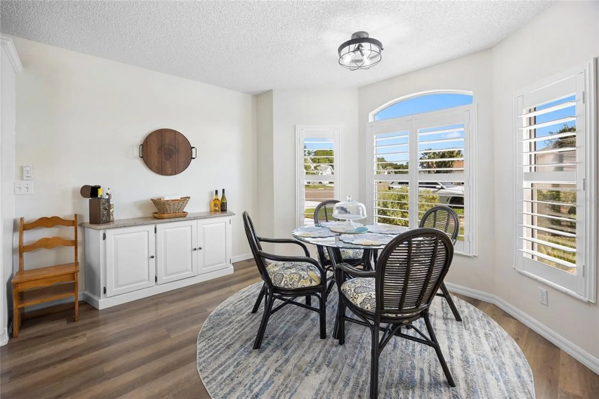 Property Slideshow image 10 of 32 | 913 soledad way, The Villages, FL, 32159