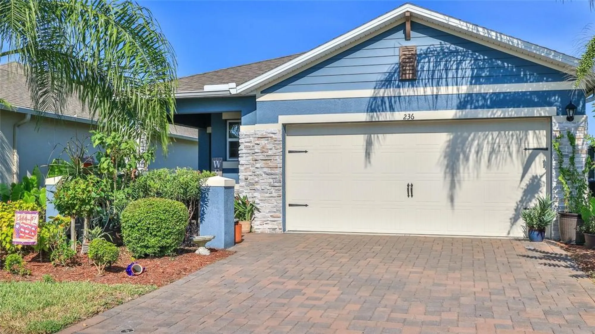 Property Slideshow image 1 of 32 | 236 caryota ct, New Smyrna Beach, FL, 32168