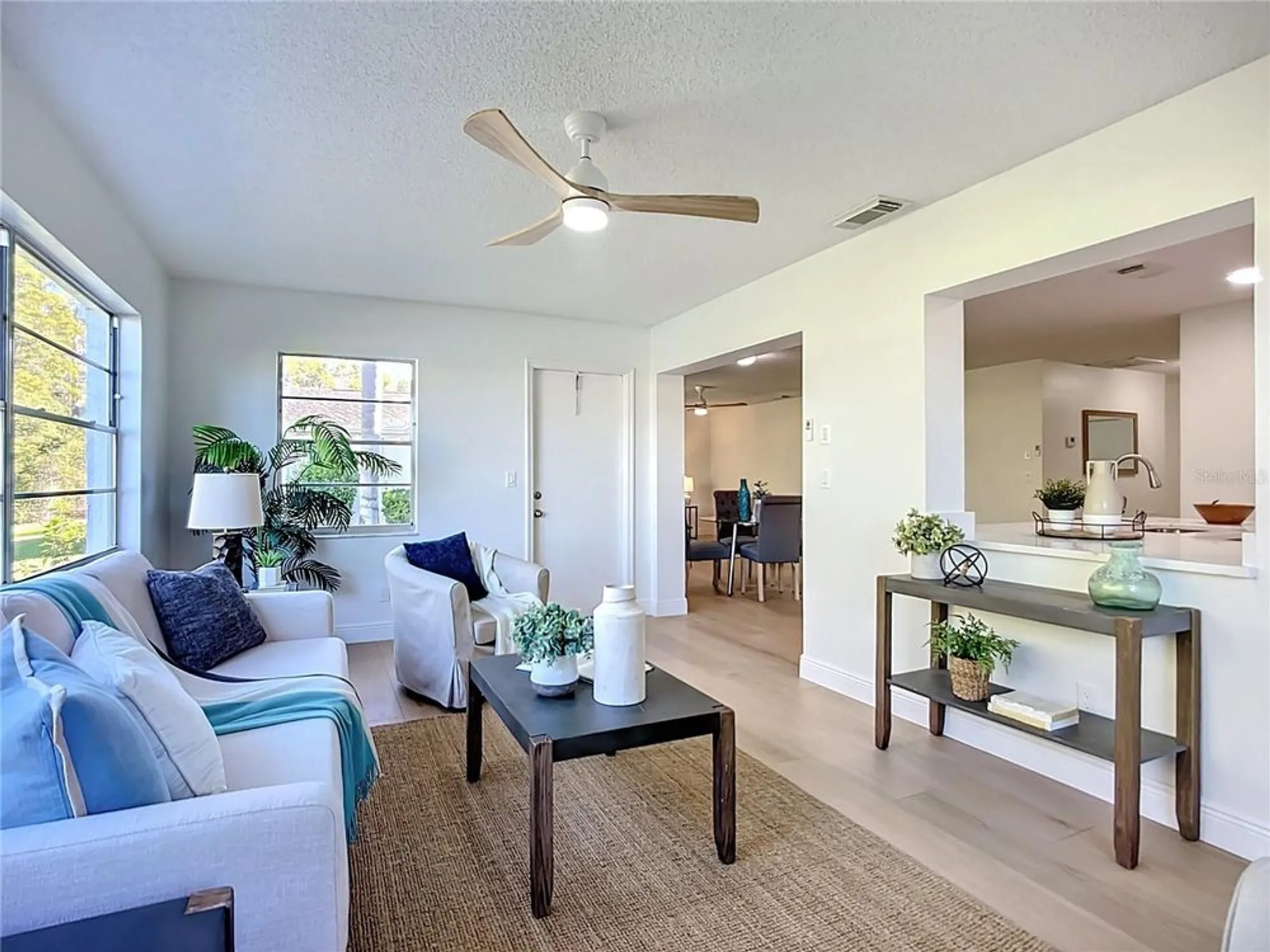 Property Slideshow image 14 of 41 | 2014 hampstead cir, Sun City Center, FL, 33573