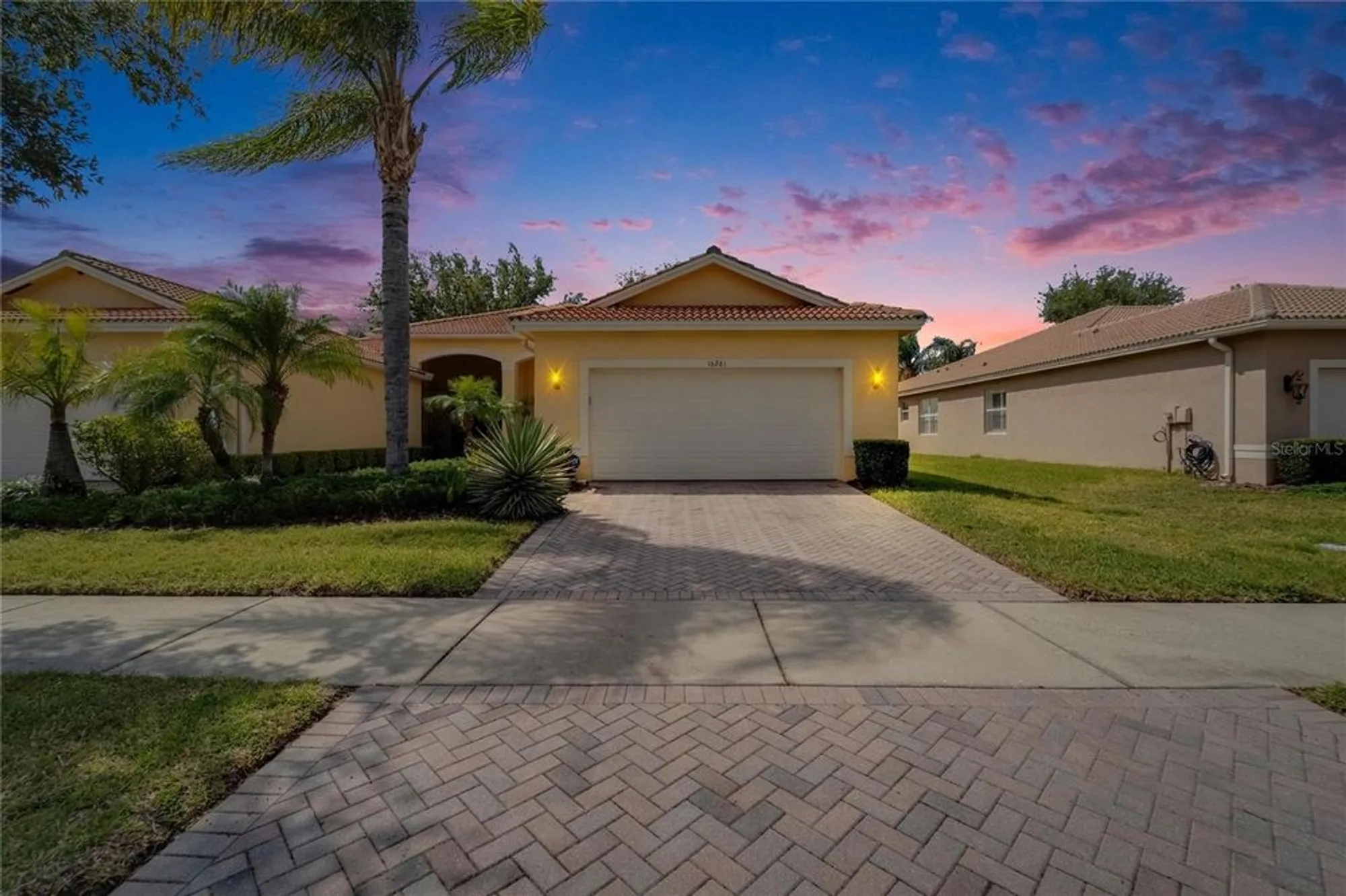 Property Slideshow image 4 of 81 | 16261 amethyst key dr, Wimauma, FL, 33598