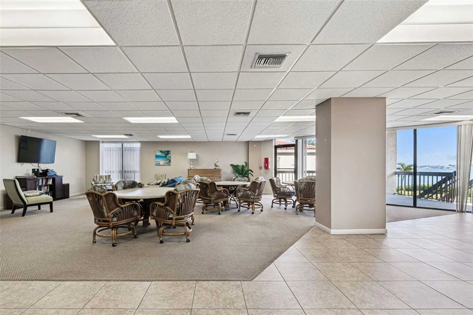 Property Slideshow image 44 of 52 | 6105 palma del mar blvd s apt 120, Saint Petersburg, FL, 33715