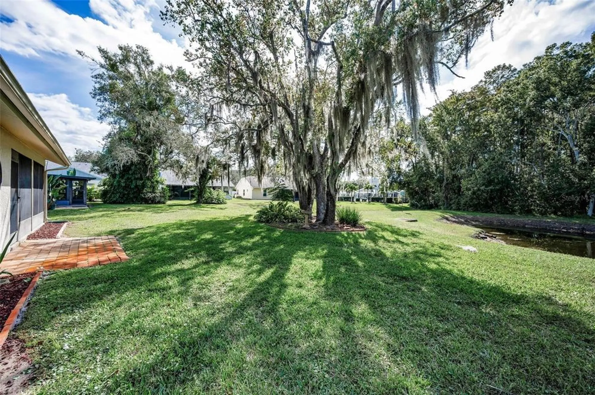 Property Slideshow image 35 of 74 | 11717 aspenwood dr, New Port Richey, FL, 34654