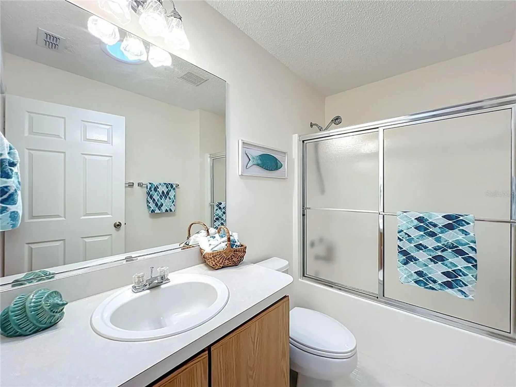 Property Slideshow image 21 of 37 | 1638 duran dr, The Villages, FL, 32162