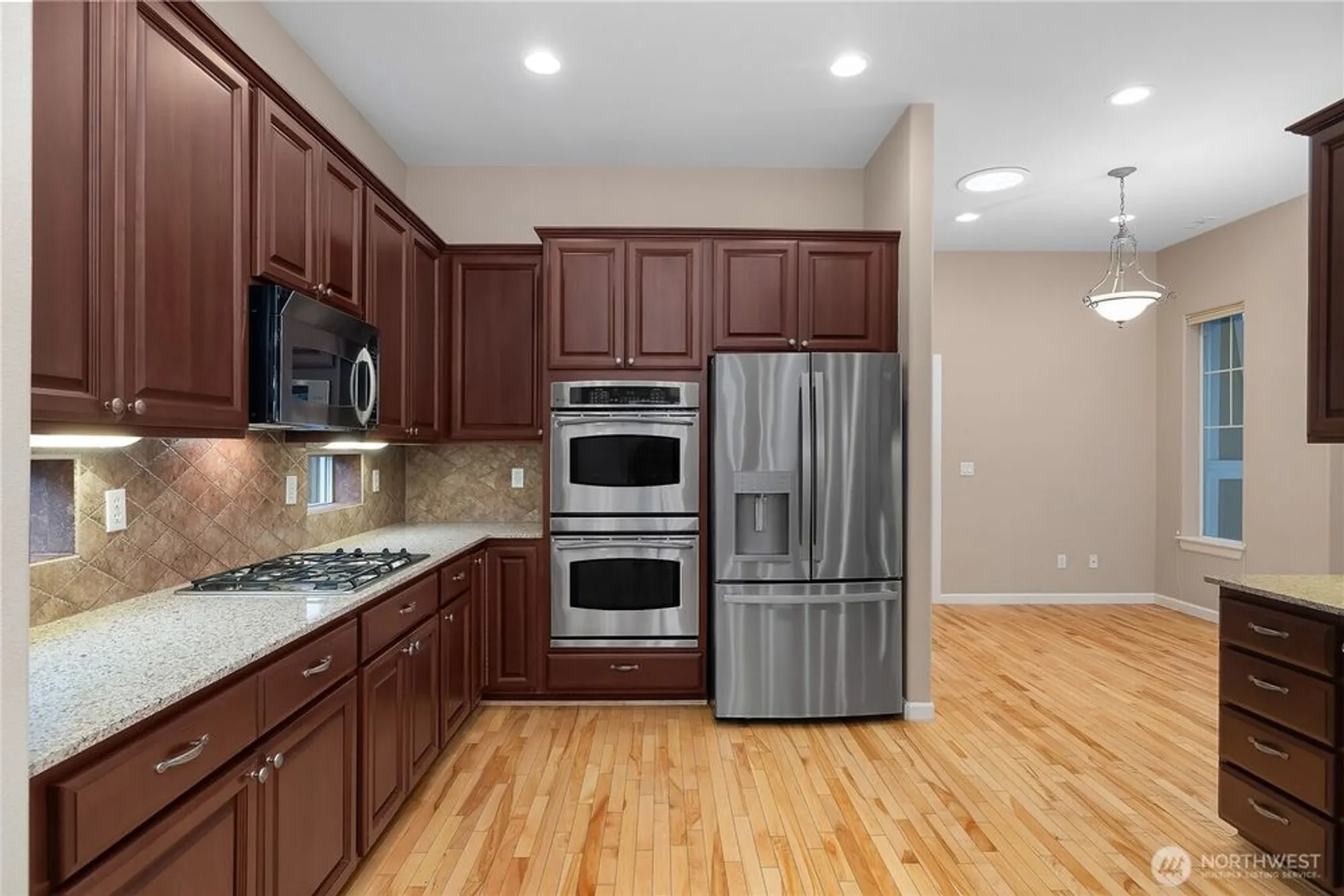 Property Slideshow image 26 of 40 | 8218 camano loop, Lacey, WA, 98516