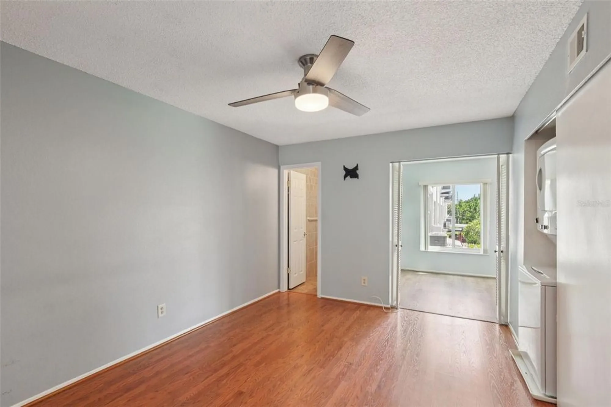 Property Slideshow image 21 of 49 | 2370 jamaican st apt 44, Clearwater, FL, 33763