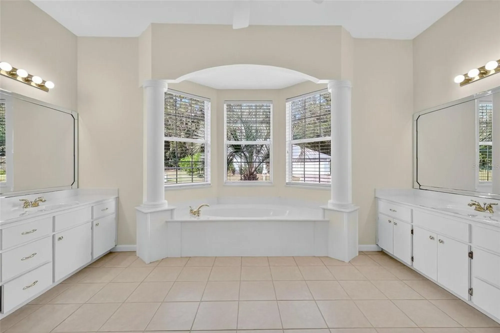 Property Slideshow image 23 of 36 | 5858 nw 27th pl, Ocala, FL, 34482