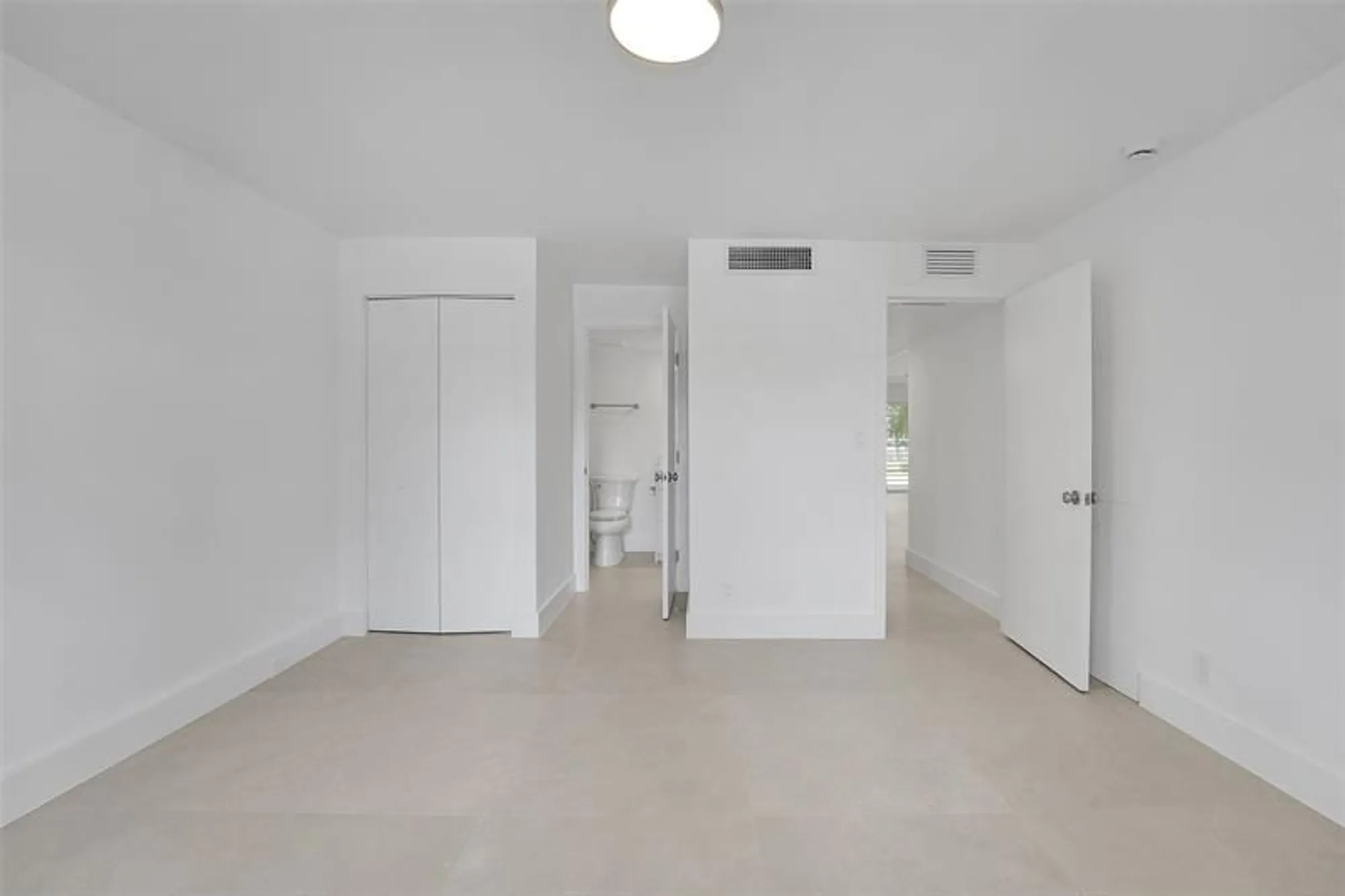 Property Slideshow image 17 of 27 | 3201 portofino pt c2, Coconut Creek, FL, 33066