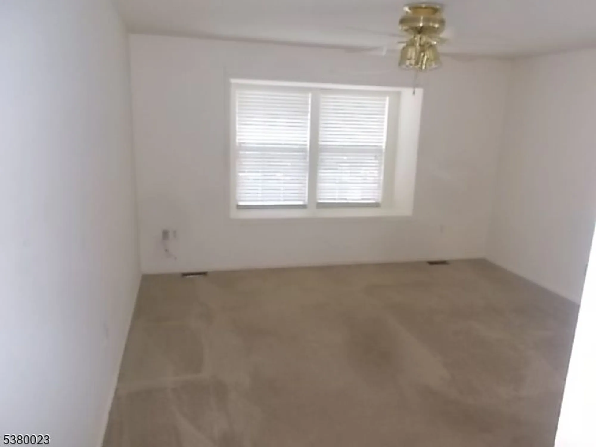 Property Slideshow image 8 of 10 | 29 hillsborough dr, Monroe Twp, NJ, 08831