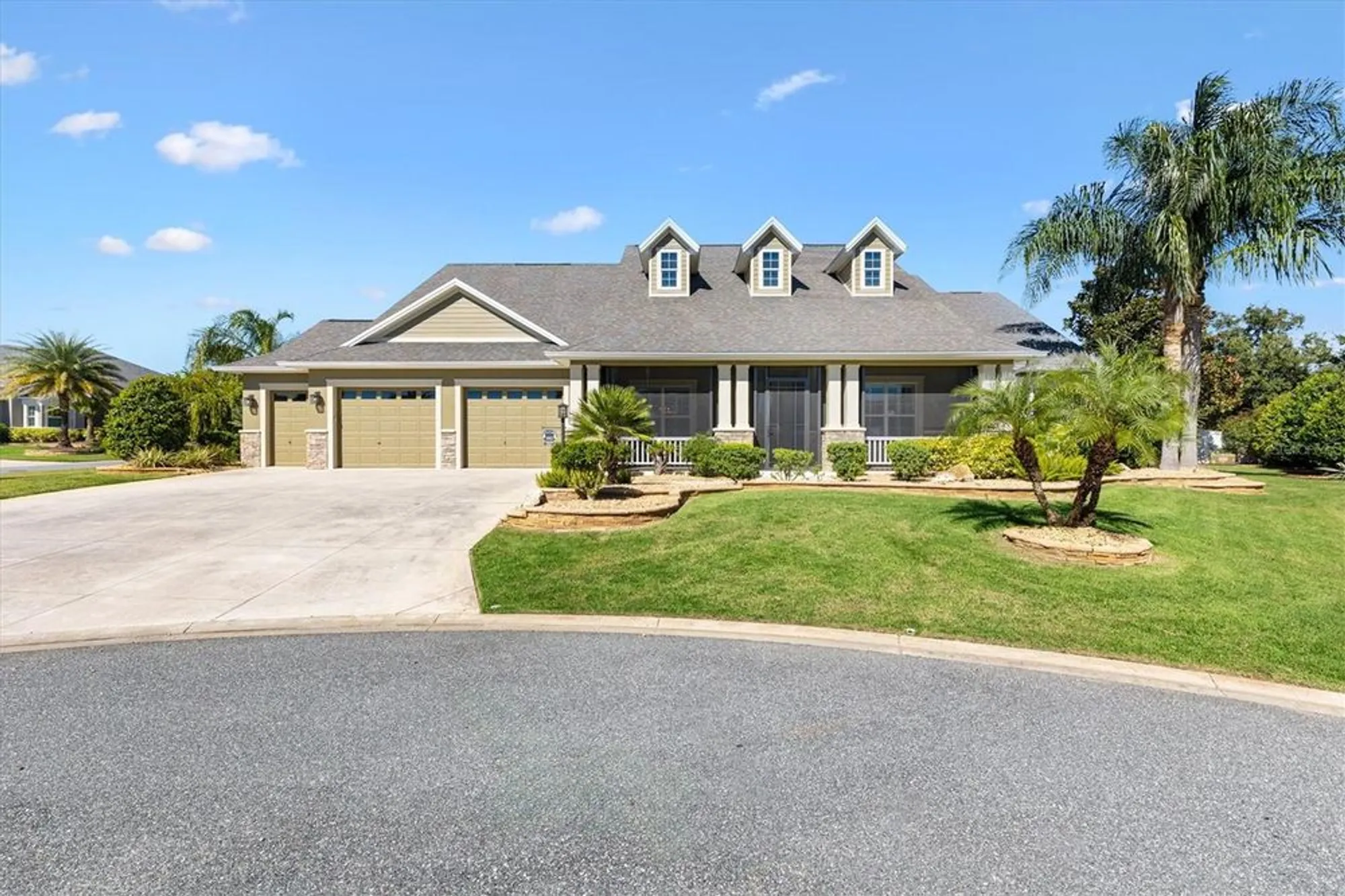 Property Slideshow image 2 of 66 | 981 iron oak way, The Villages, FL, 32163