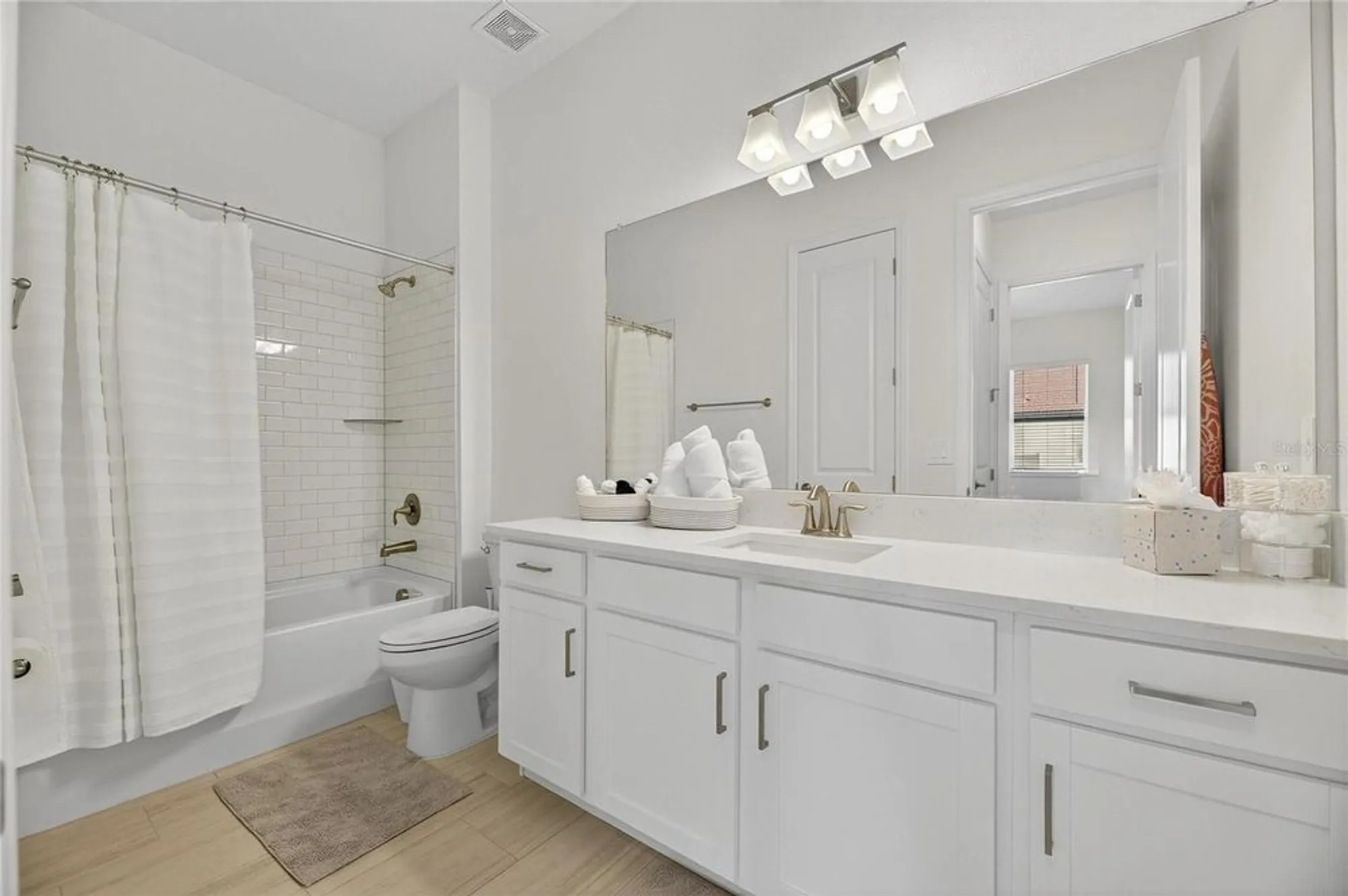 Property Slideshow image 58 of 72 | 17415 holly well ave, Wimauma, FL, 33598