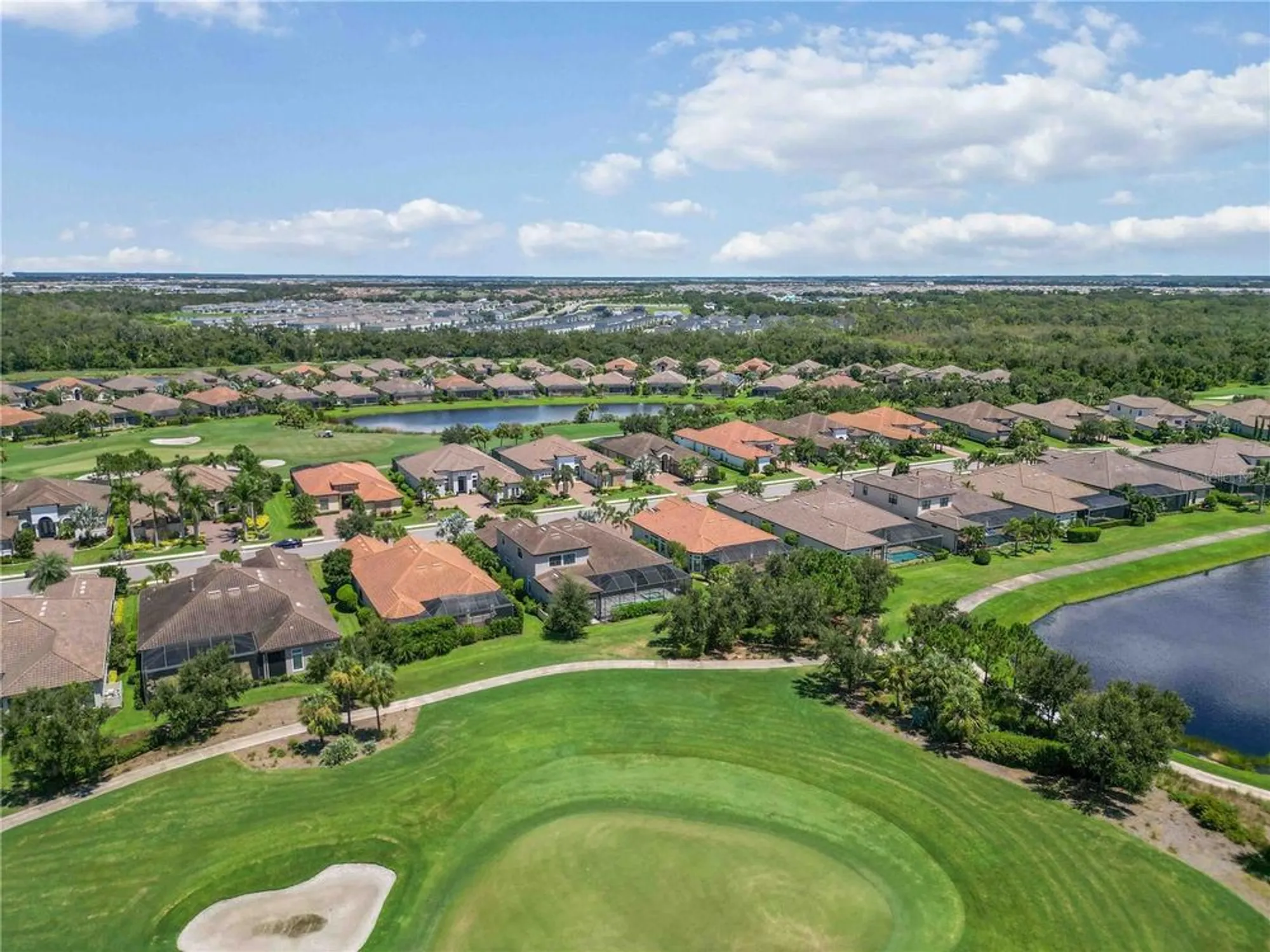 Property Slideshow image 8 of 62 | 4744 benito ct, Bradenton, FL, 34211