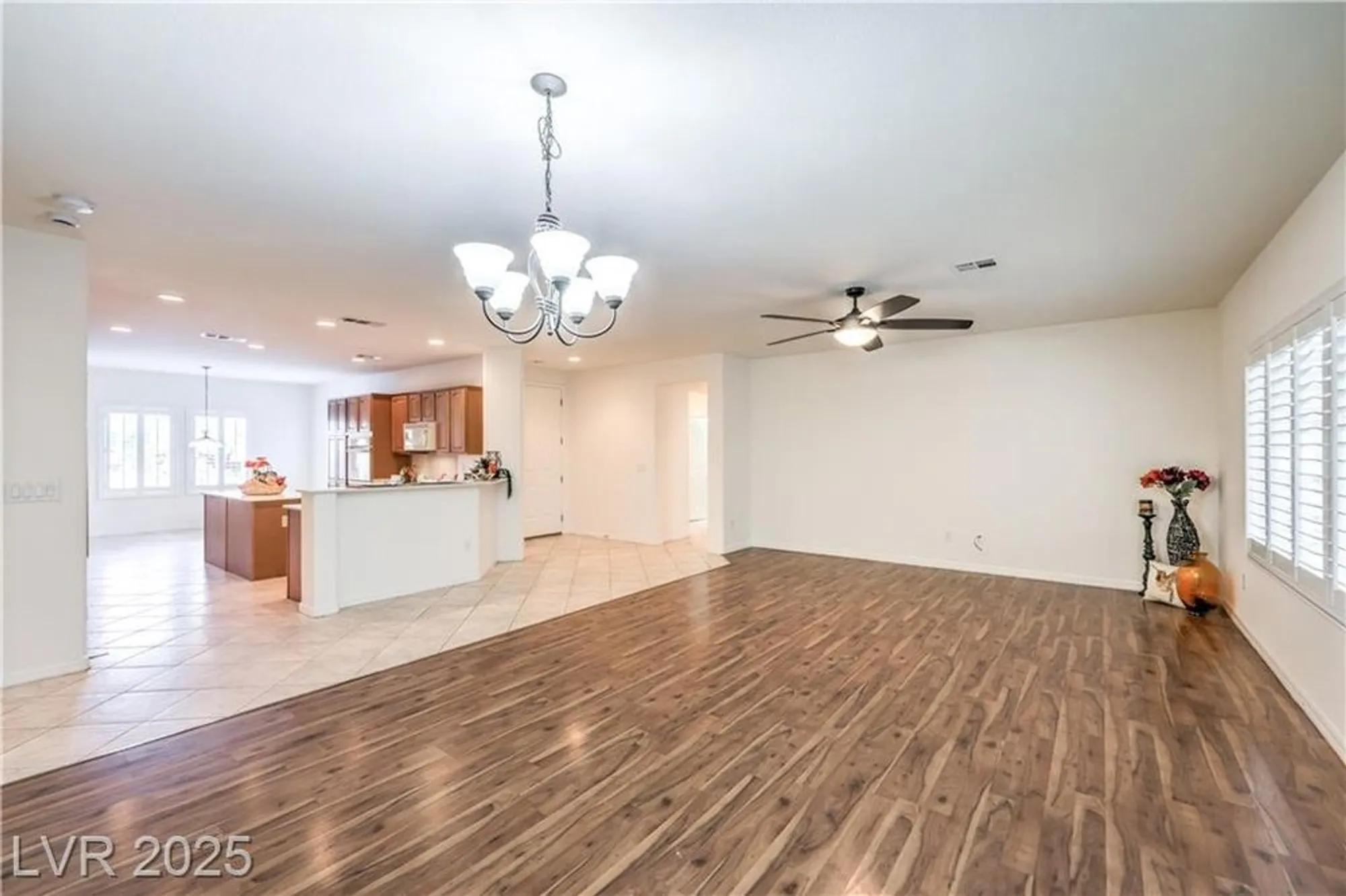 Property Slideshow image 5 of 40 | 2317 shorewood hills ave, Henderson, NV, 89052