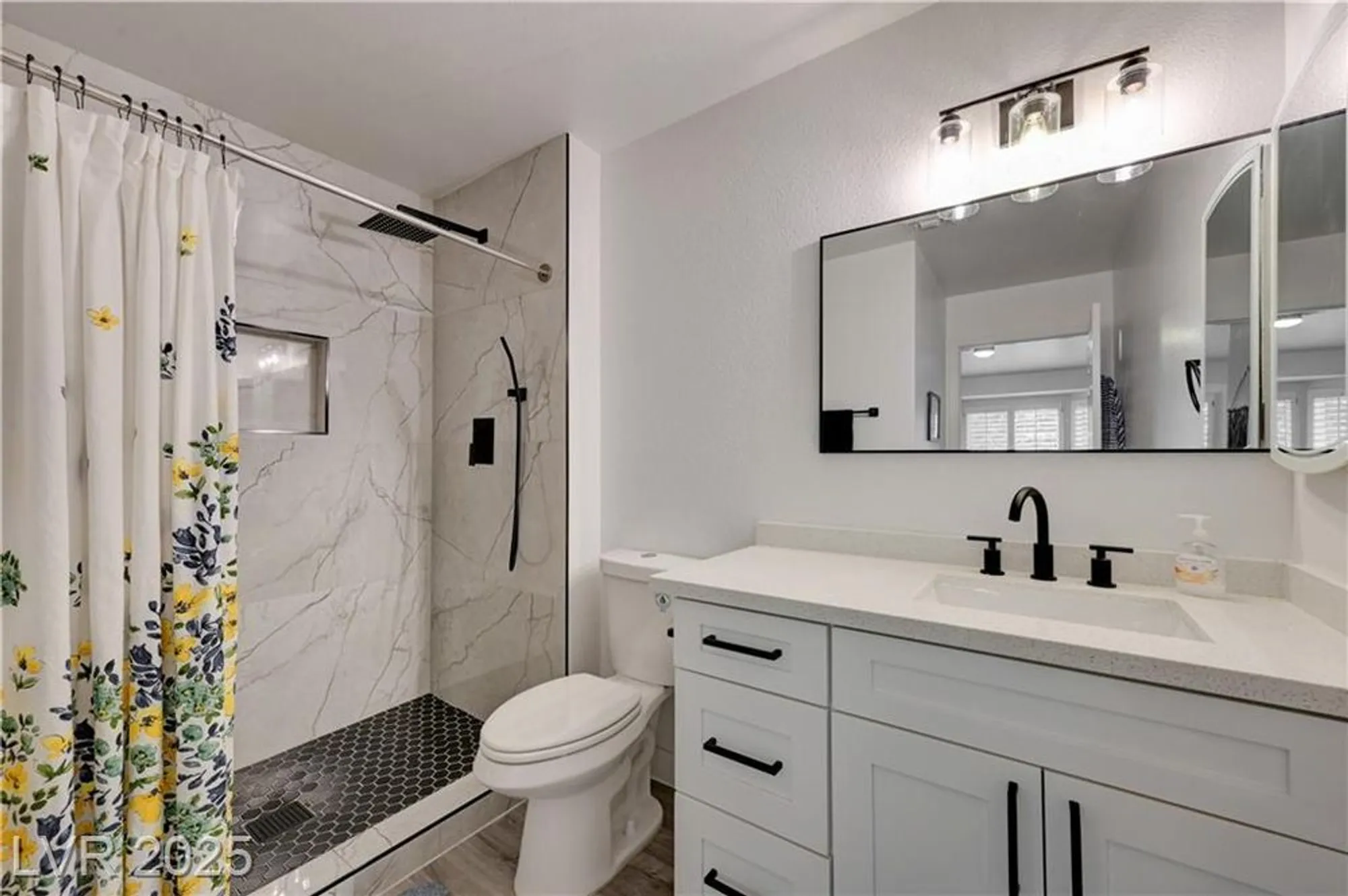 Property Slideshow image 19 of 67 | 2125 hallston st, Las Vegas, NV, 89134