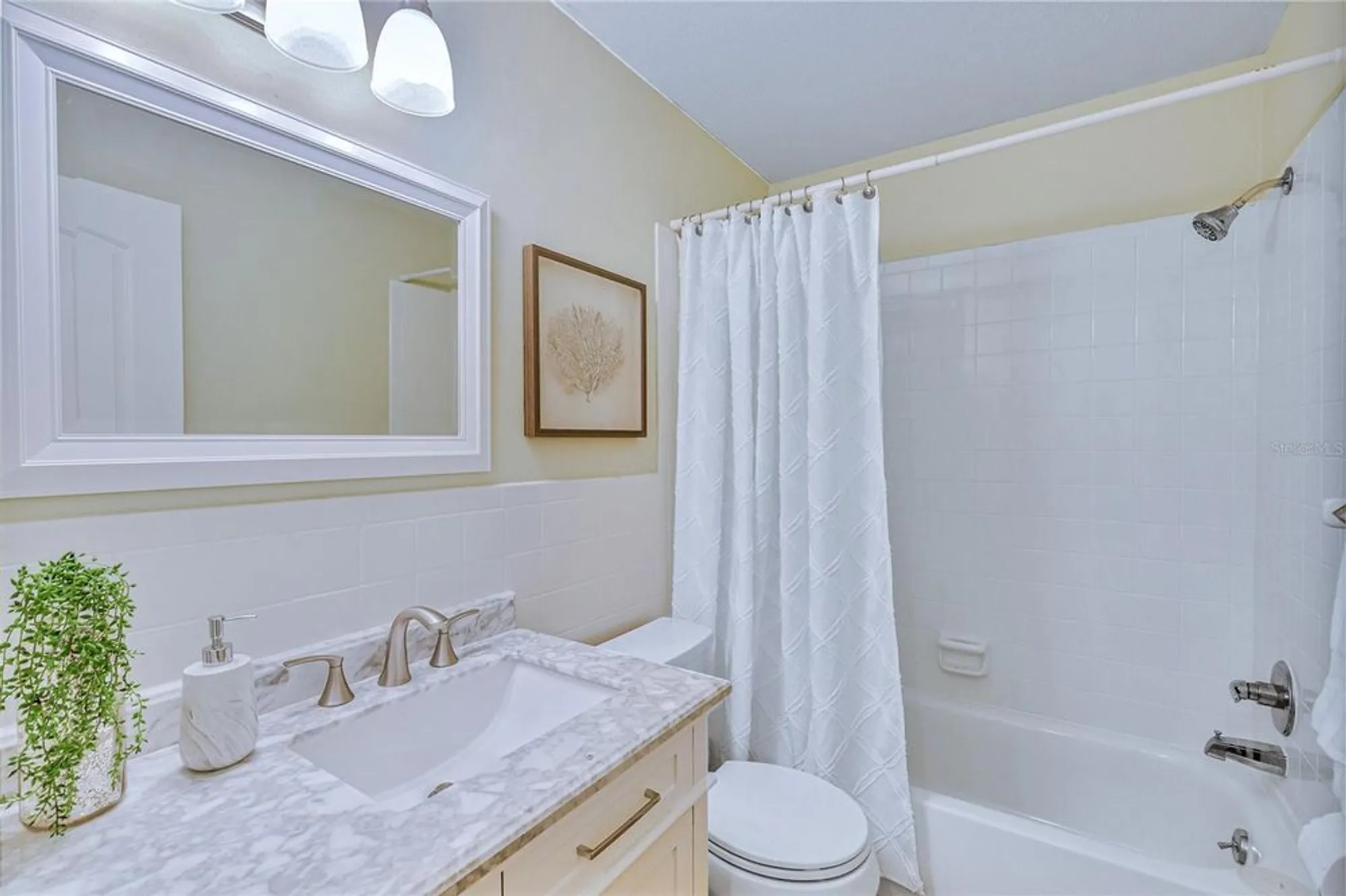 Property Slideshow image 19 of 36 | 7 dunoon pl apt 306, Dunedin, FL, 34698