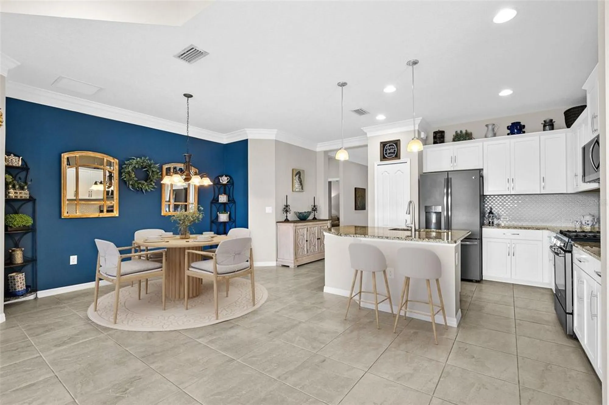 Property Slideshow image 12 of 37 | 1282 backspin dr, Englewood, FL, 34223