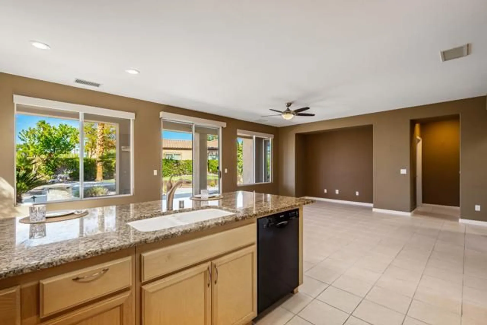 Property Slideshow image 15 of 78 | 81626 prism dr, La Quinta, CA, 92253