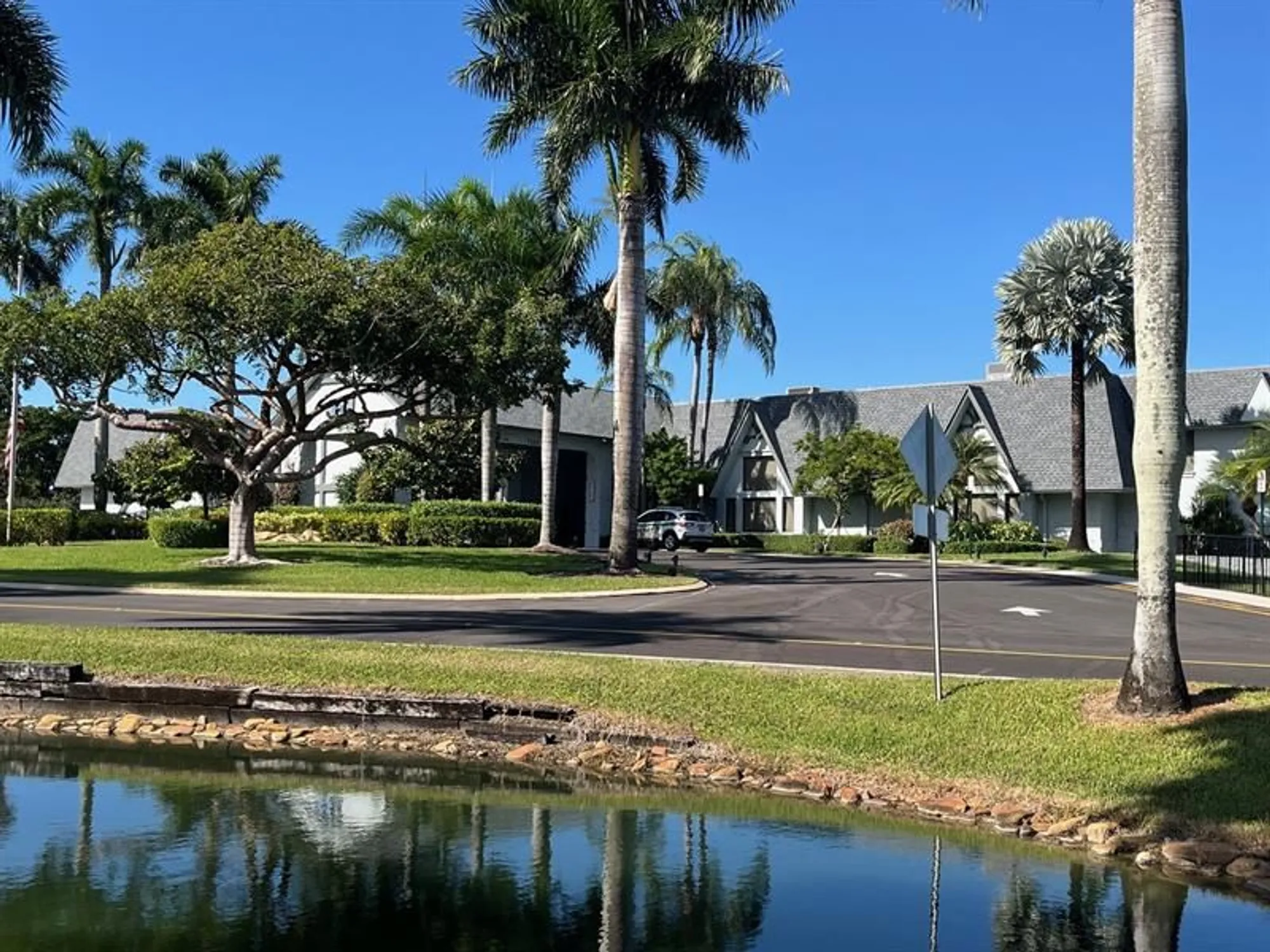 Property Slideshow image 36 of 71 | 7351 kinghurst dr 302, Delray Beach, FL, 33446