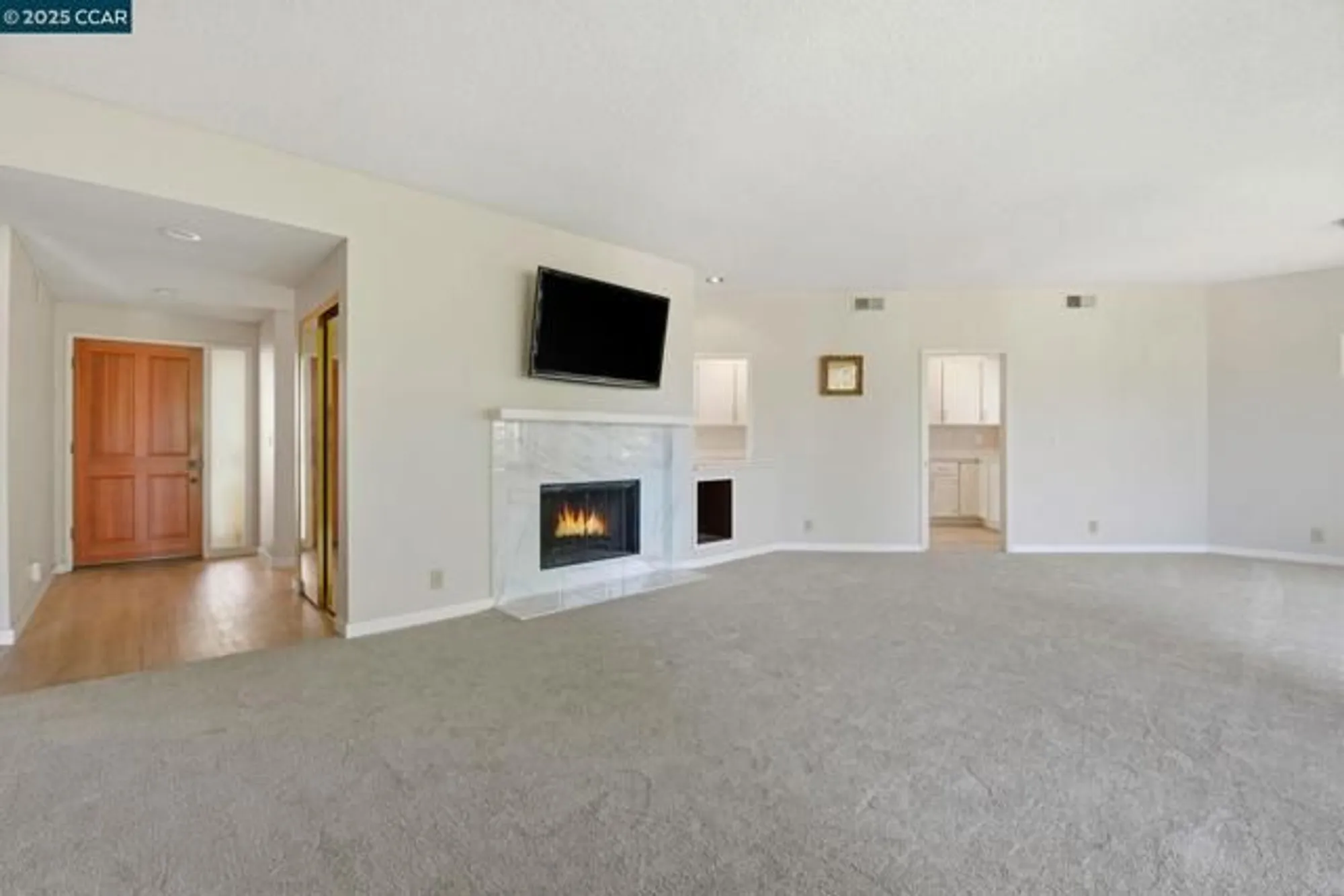 Property Slideshow image 5 of 33 | 1221 avenida sevilla 1b, Walnut Creek, CA, 94595