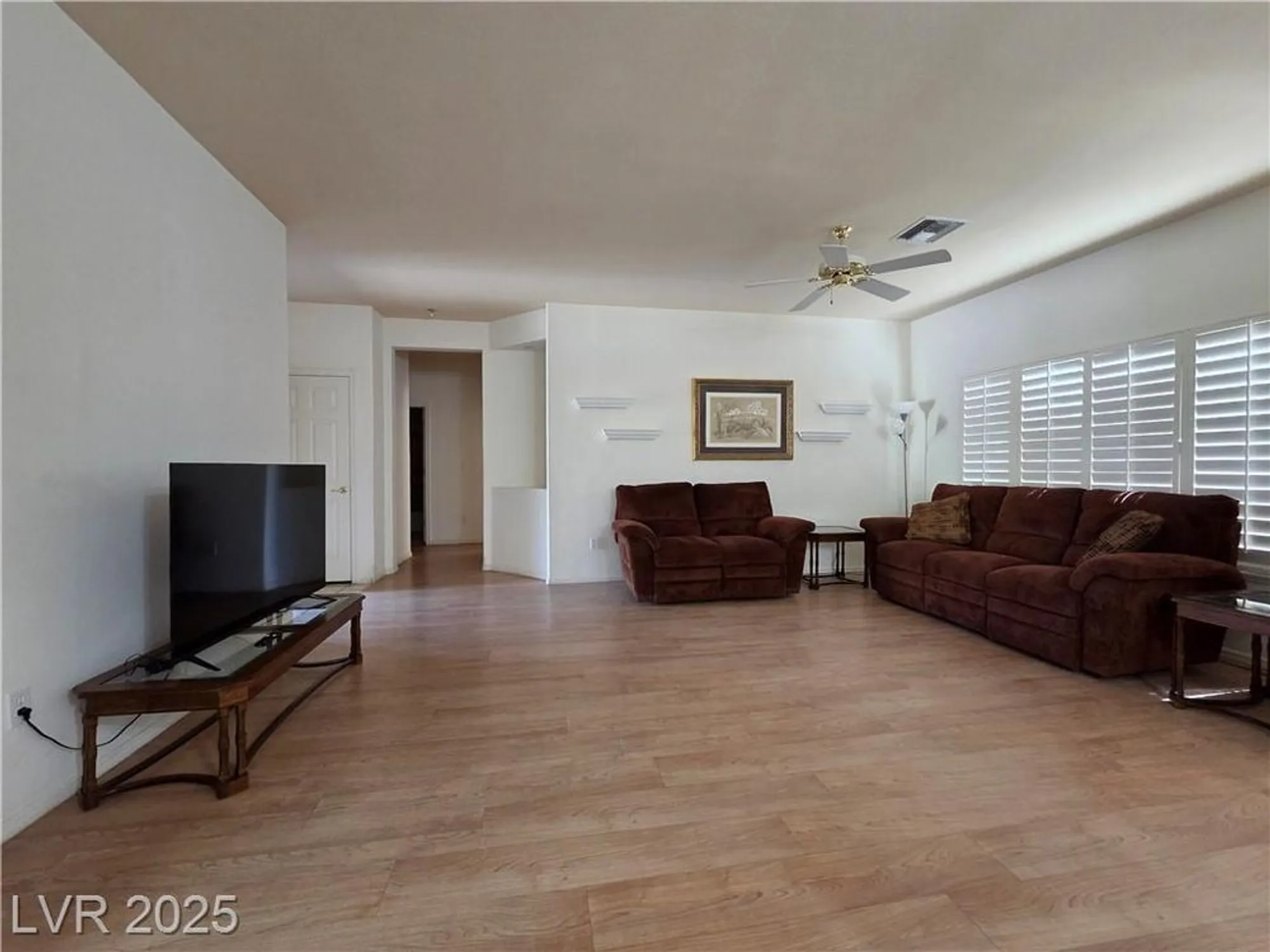 Property Slideshow image 23 of 42 | 10409 snyder ave, Las Vegas, NV, 89134