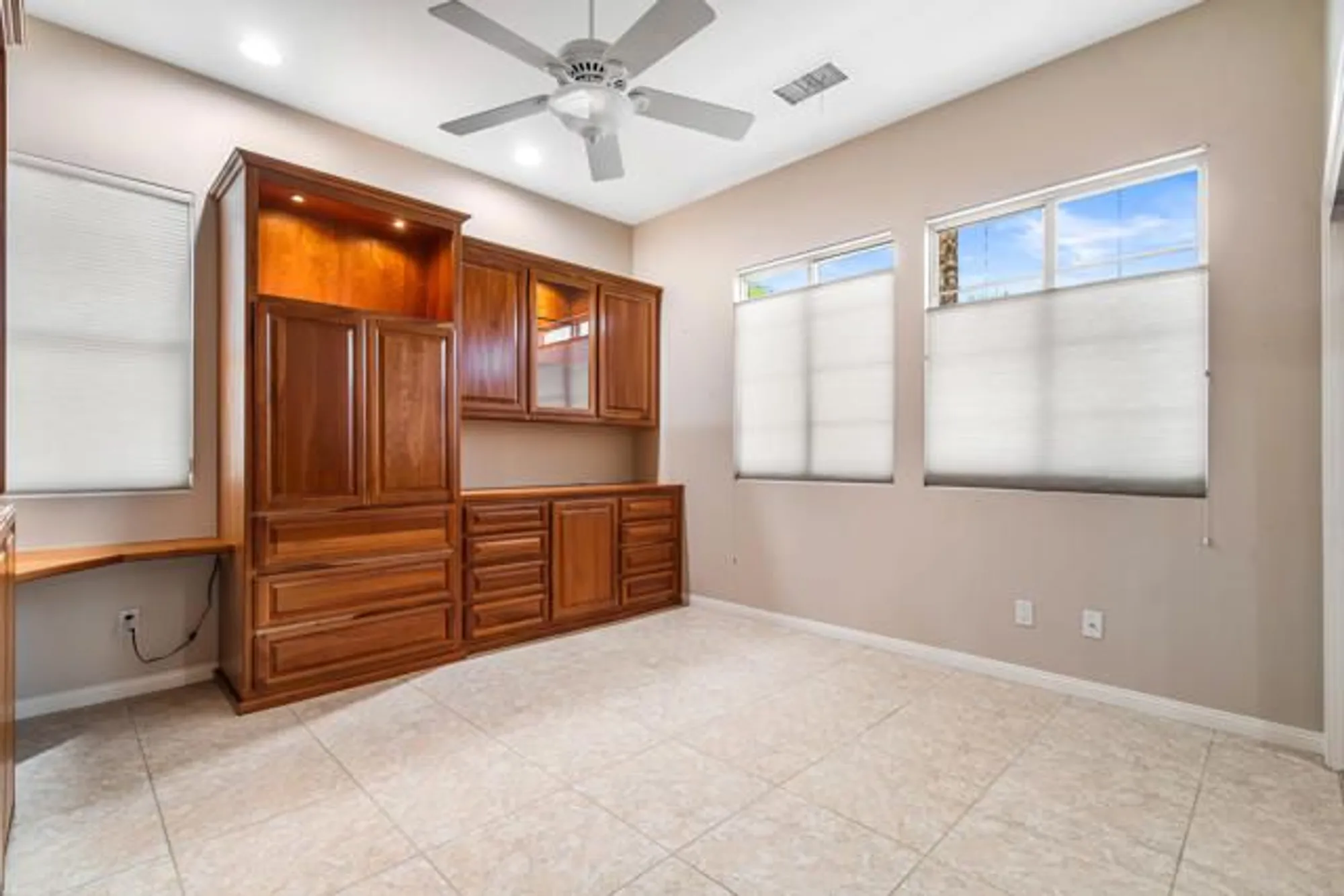 Property Slideshow image 43 of 84 | 80610 prestwick pl, Indio, CA, 92201