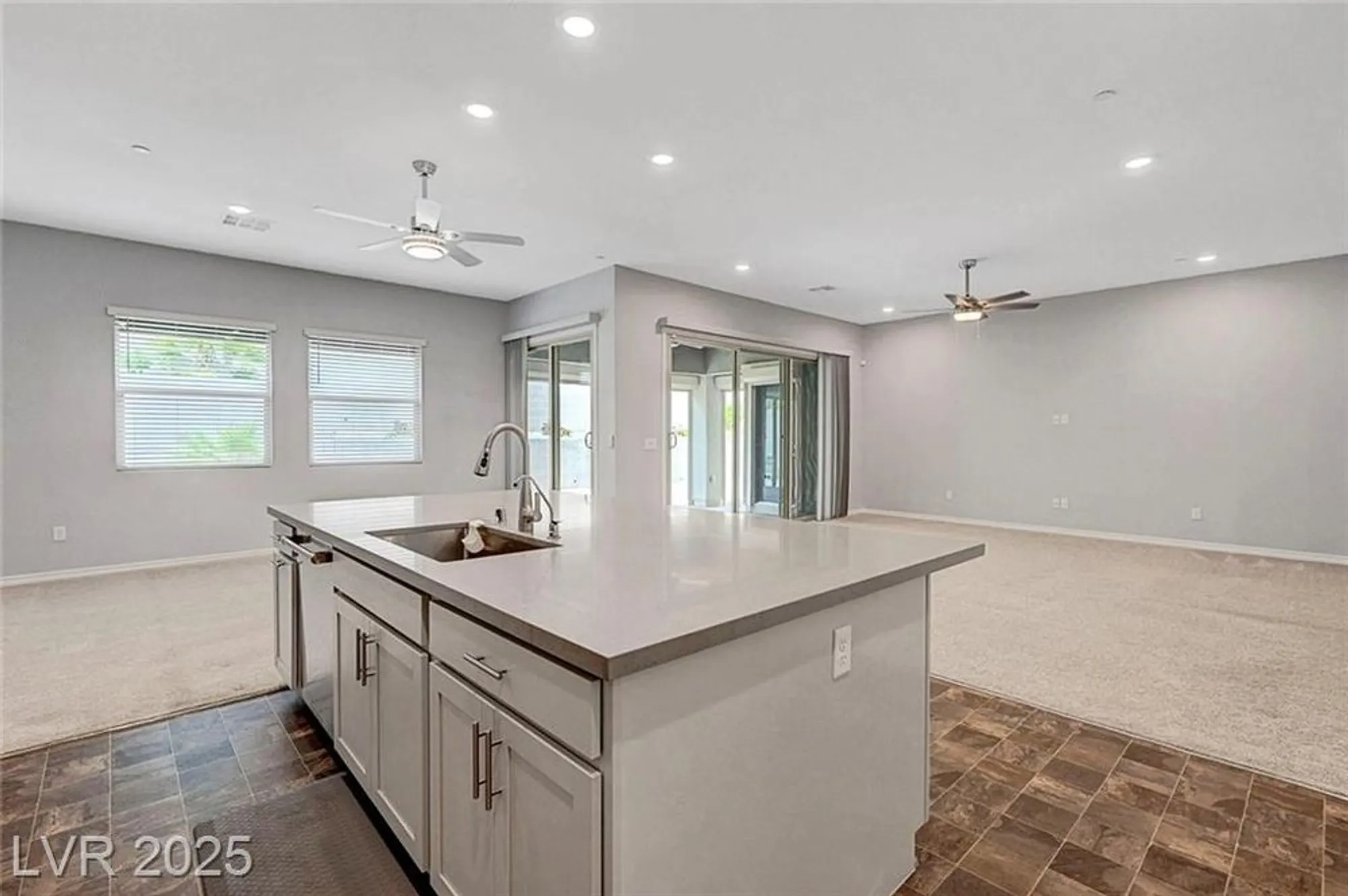 Property Slideshow image 12 of 44 | 977 edinburgh fields ct, Las Vegas, NV, 89138