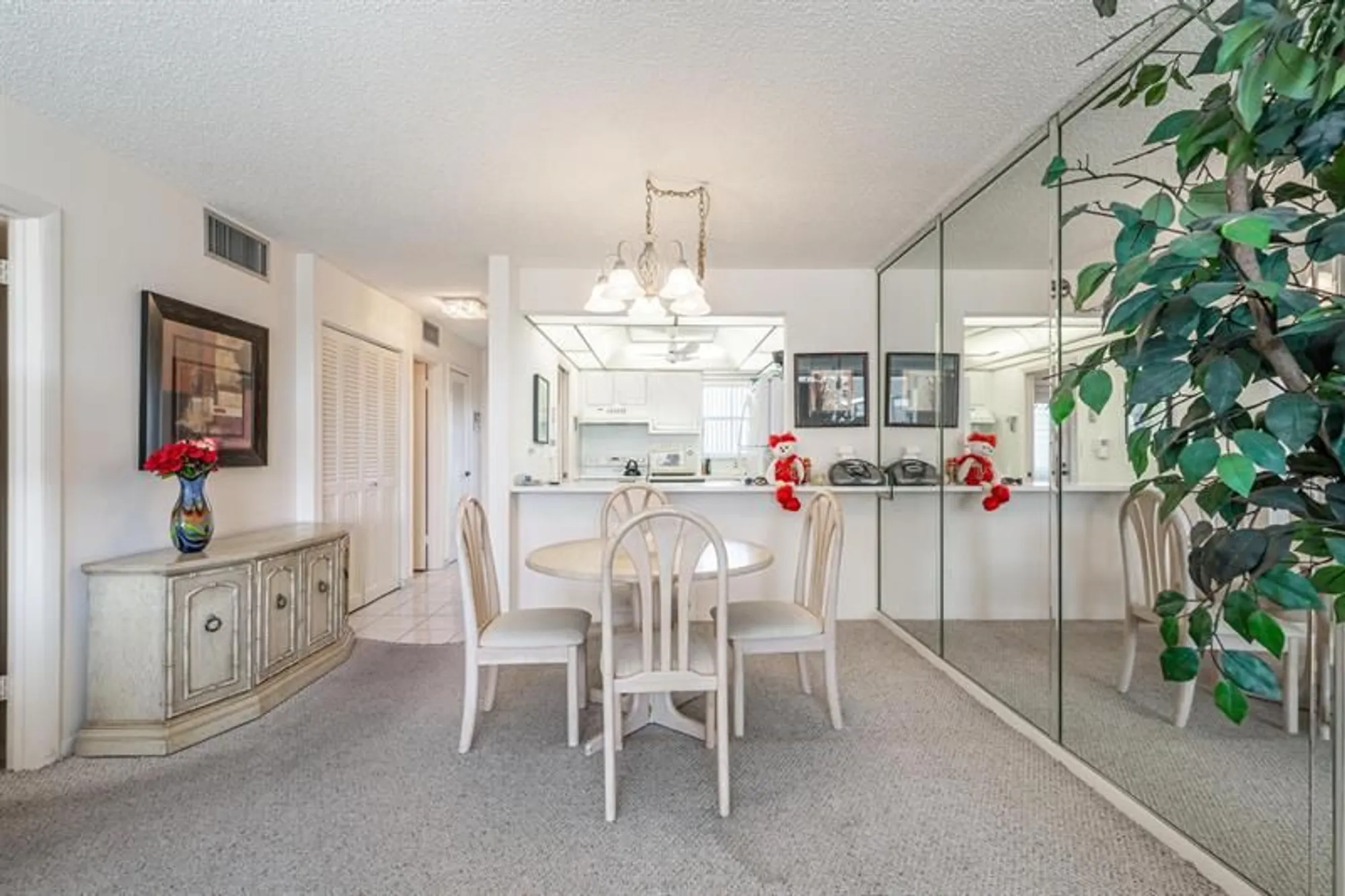 Property Slideshow image 2 of 75 | 8900 washington blvd apt 506b, Pembroke Pines, FL, 33025