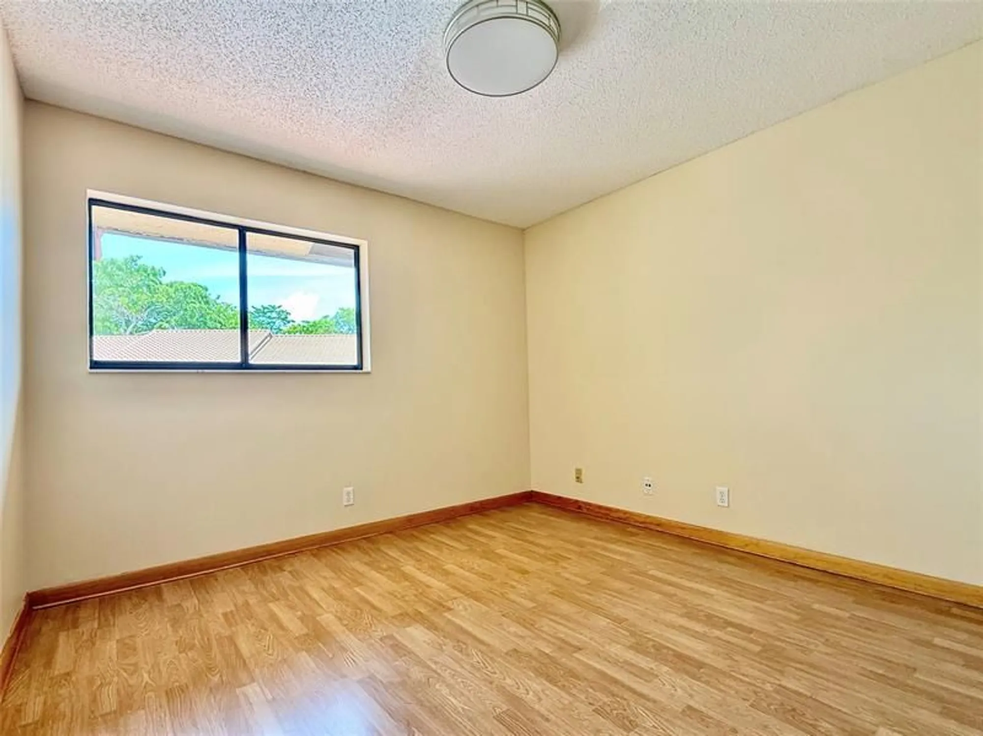 Property Slideshow image 32 of 62 | 10805 bahama palm way apt 201, Boynton Beach, FL, 33437