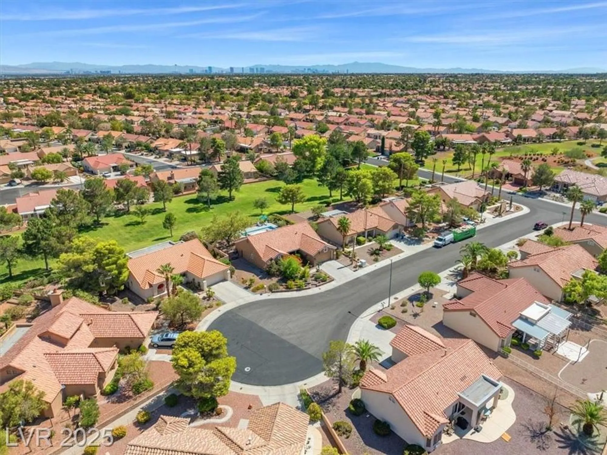 Property Slideshow image 37 of 43 | 3112 birch grove ct, Las Vegas, NV, 89134