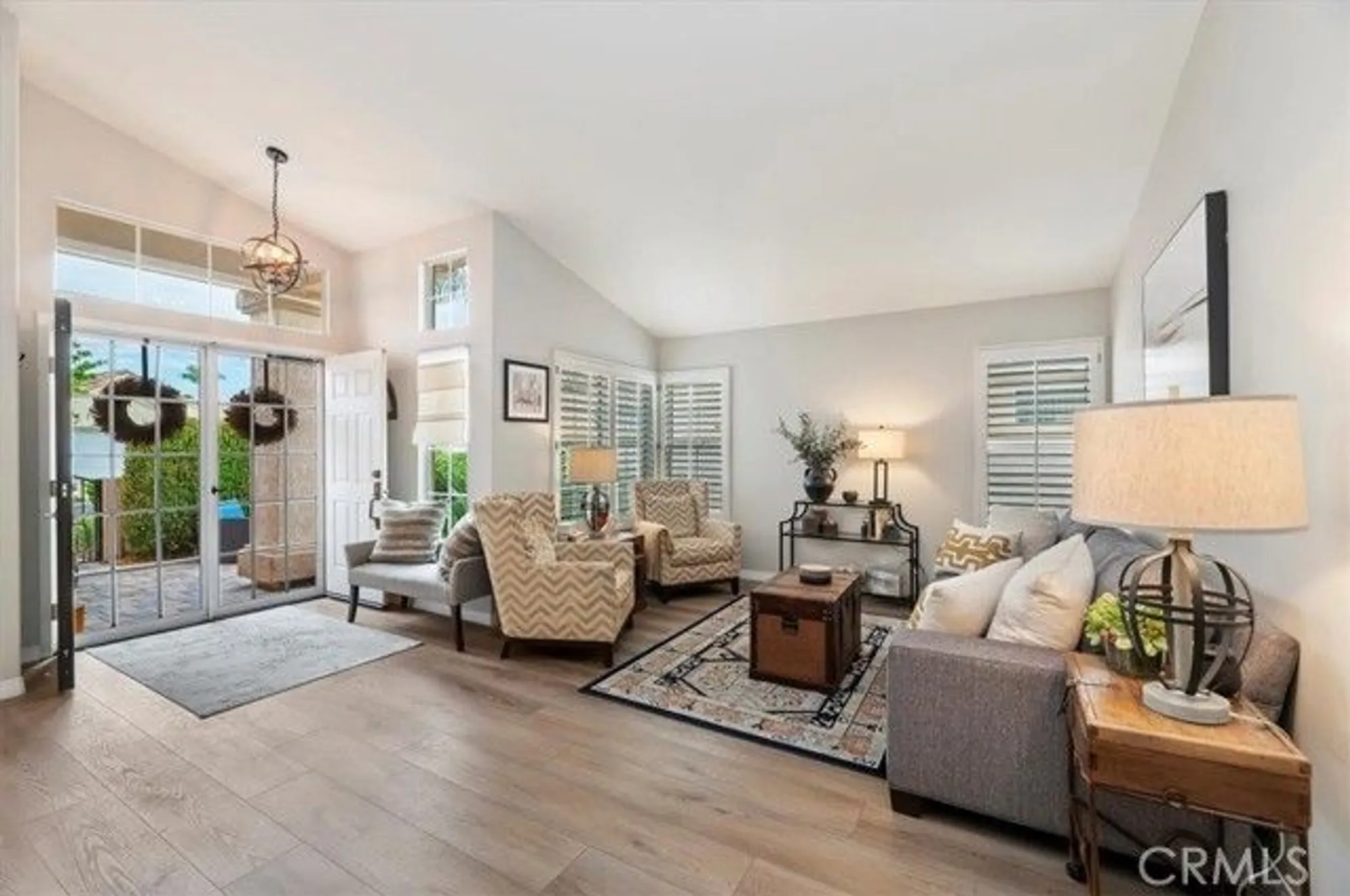 Property Slideshow image 6 of 59 | 23975 via pamilla, Murrieta, CA, 92562