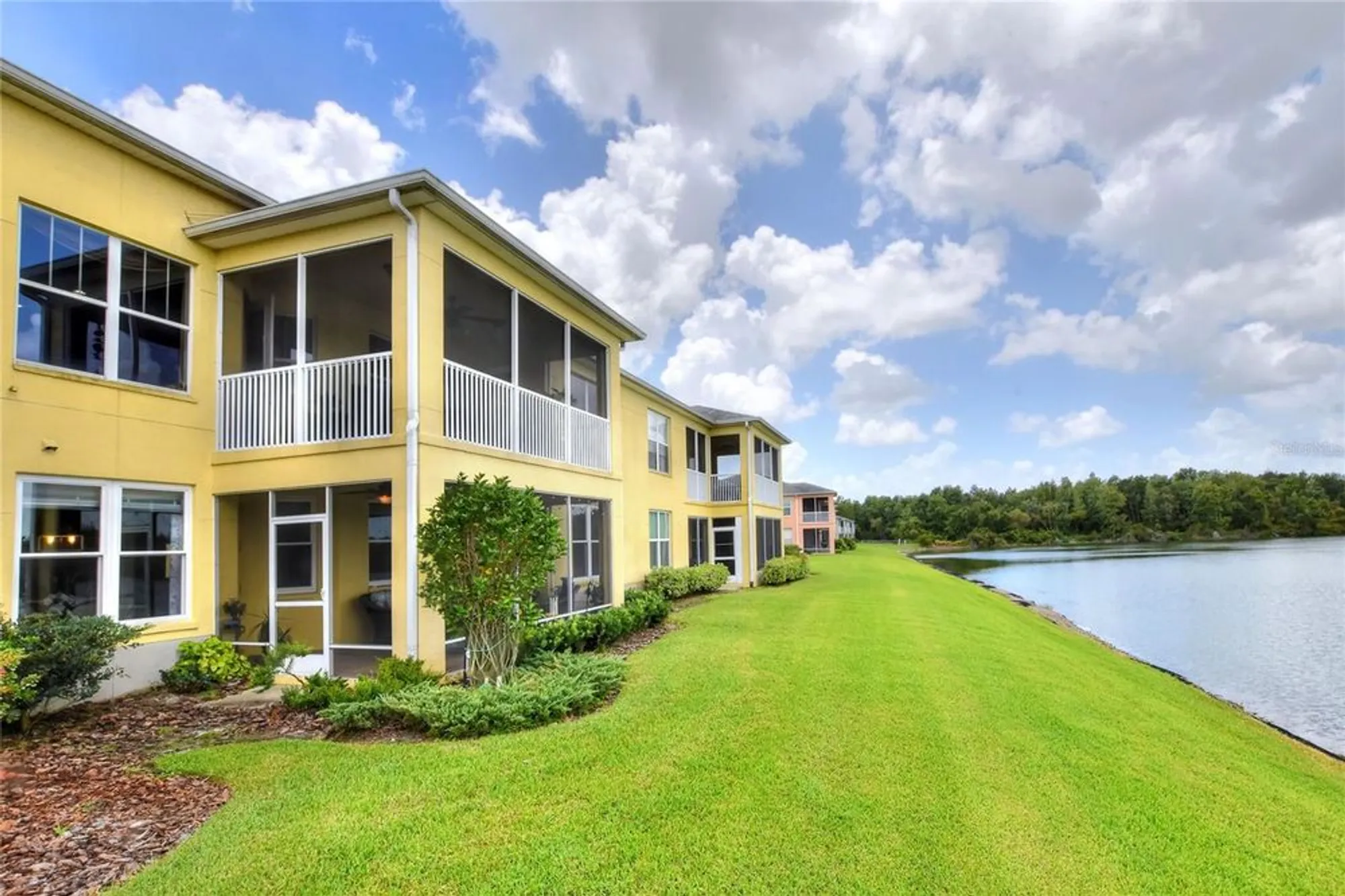 Property Slideshow image 38 of 50 | 3913 serenade ln # 4, Lakeland, FL, 33811