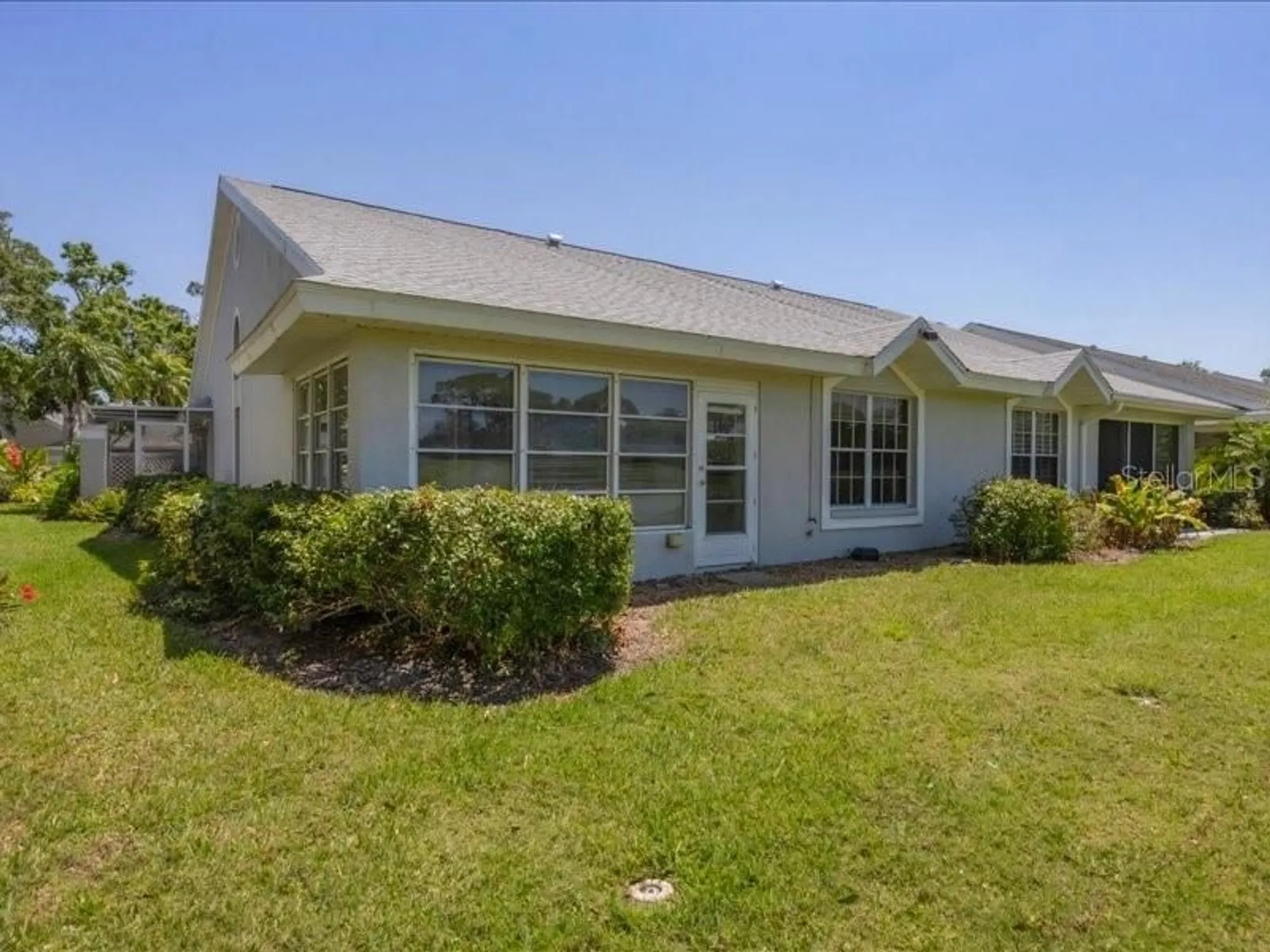 Property Slideshow image 33 of 54 | 7724 palm aire ln, Sarasota, FL, 34243