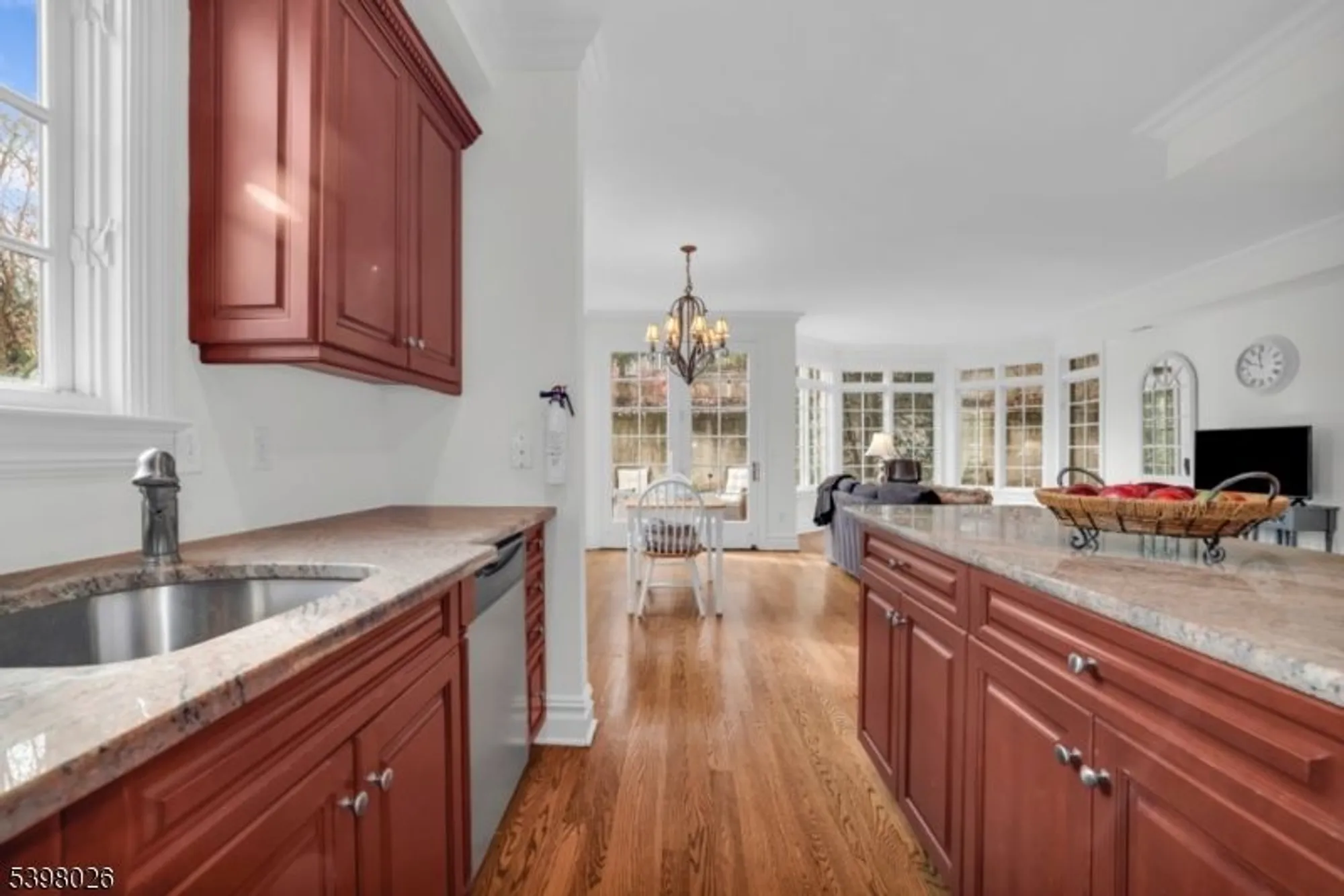 Property Slideshow image 10 of 19 | 34 schmidt cir, Watchung, NJ, 07069