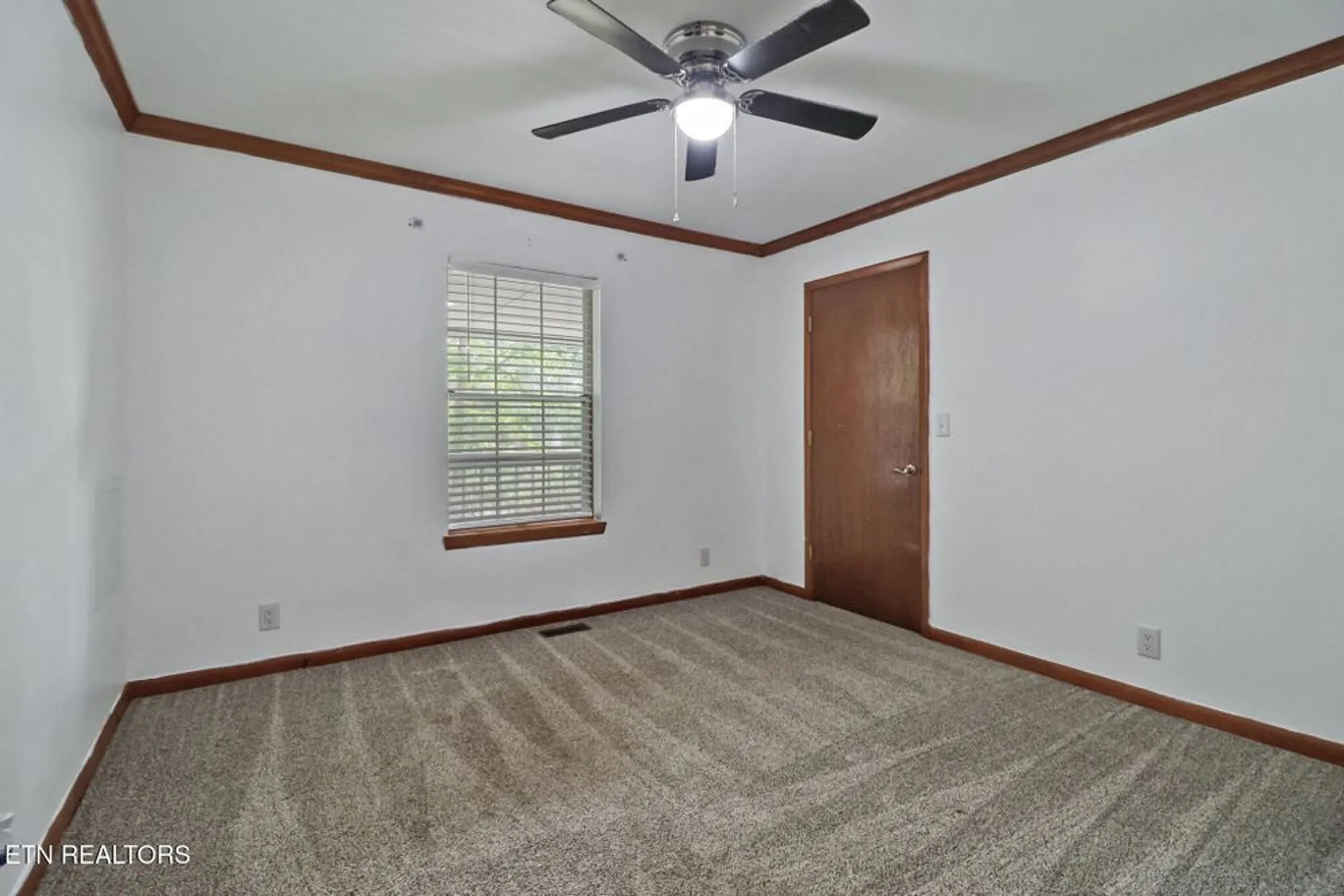 Property Slideshow image 25 of 40 | 104 juniper dr, Crossville, TN, 38558