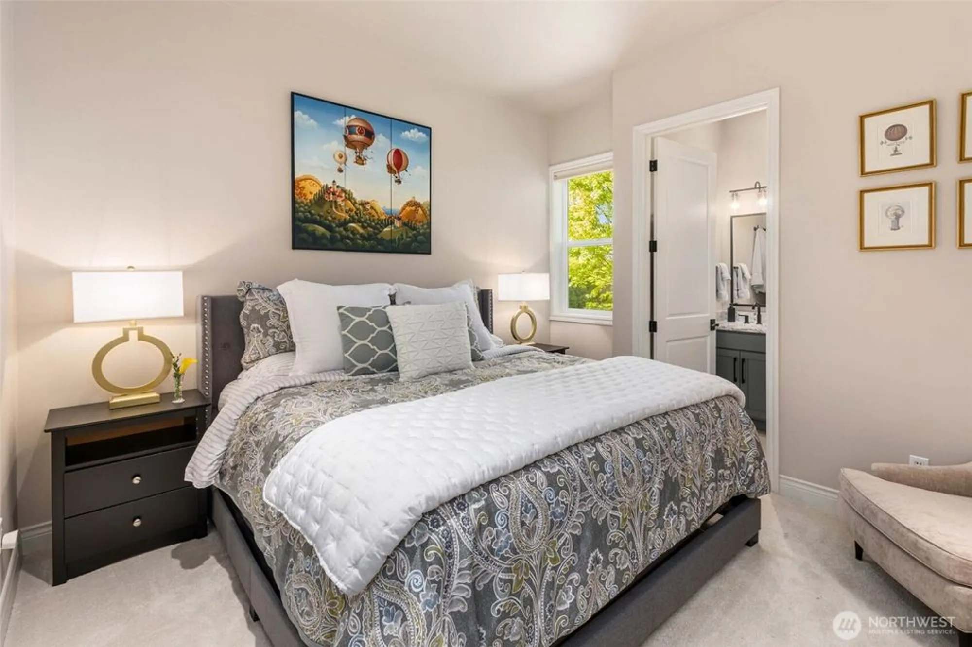 Property Slideshow image 20 of 38 | 12438 243rd pl, Redmond, WA, 98053