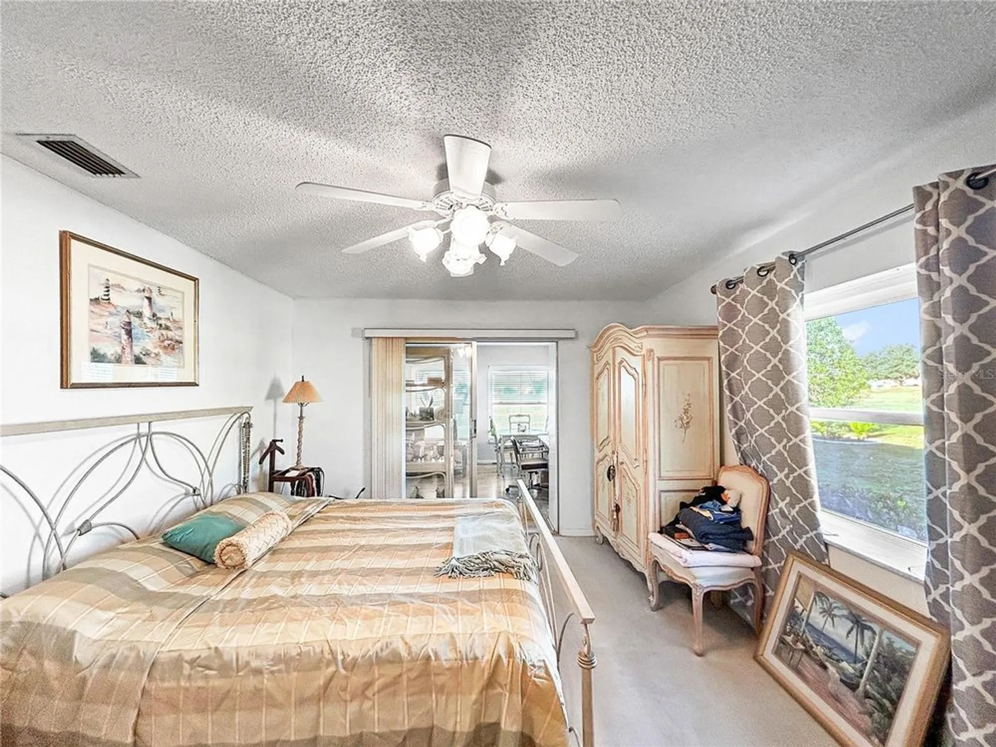 Property Slideshow image 15 of 24 | 703 ojai ave, Sun City Center, FL, 33573