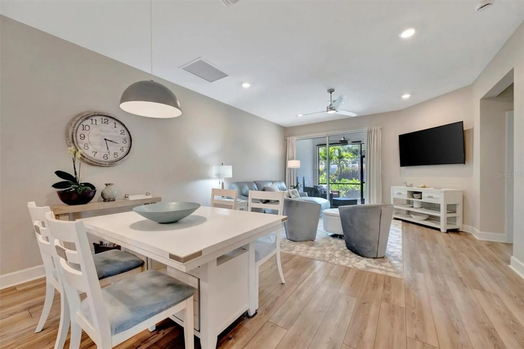 Property Slideshow image 10 of 59 | 25069 pearl lake cir, Englewood, FL, 34223