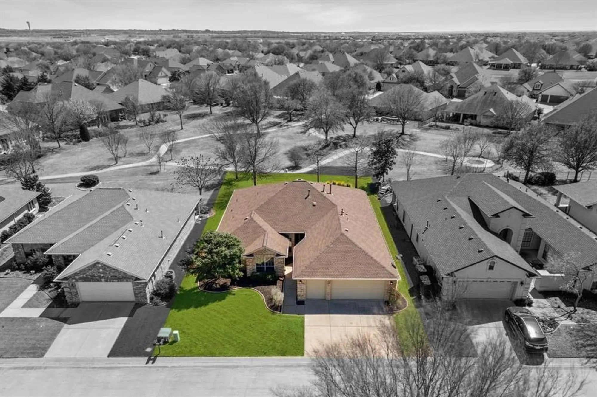 Property Slideshow image 32 of 40 | 9913 hanford dr, Denton, TX, 76207