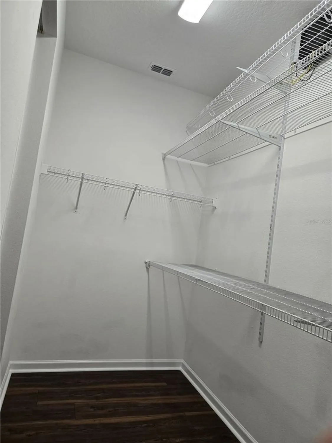 Property Slideshow image 18 of 45 | 422 lime ave, Daytona Beach, FL, 32124